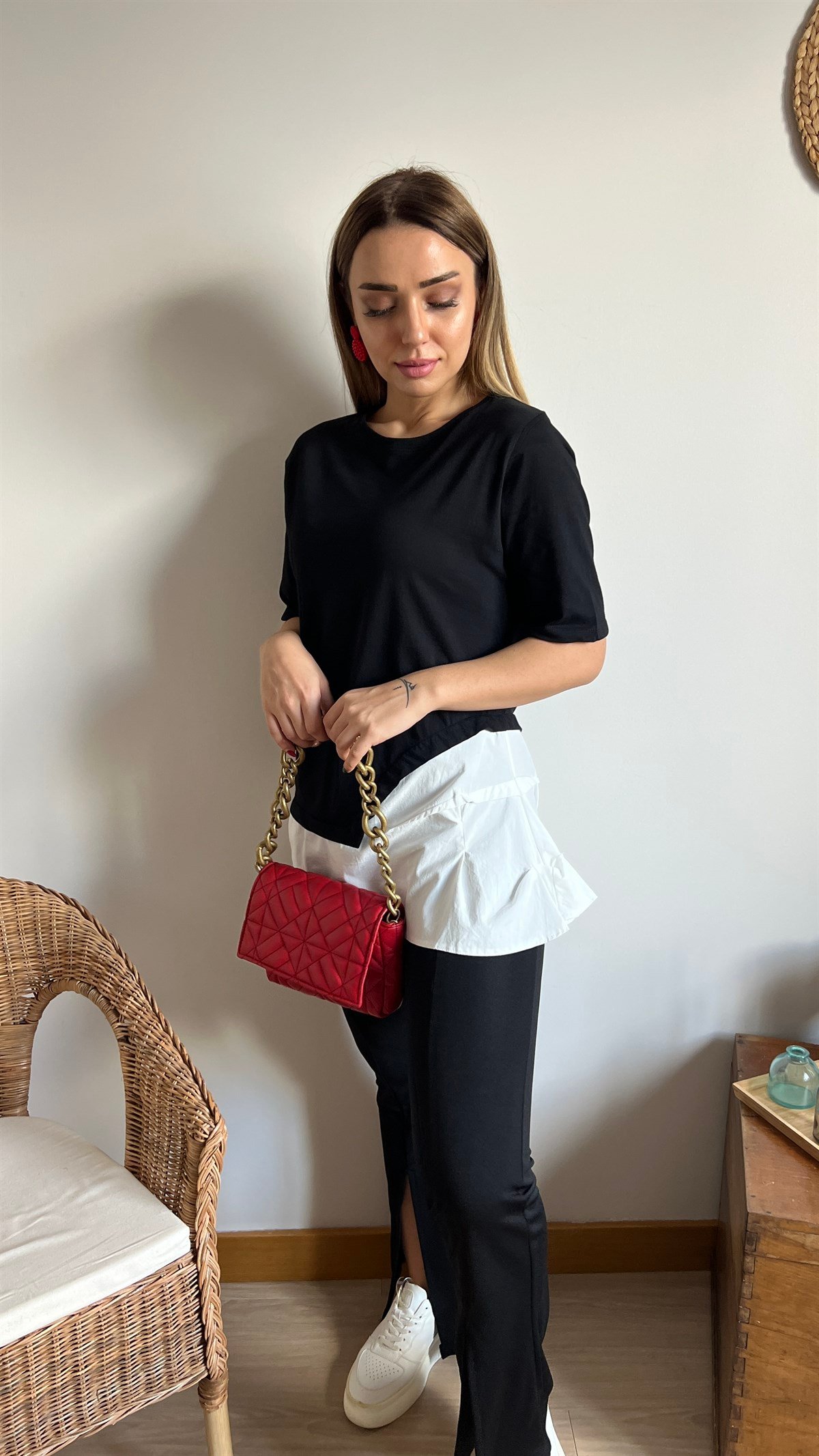 Beyaz Poplin Detaylı Basic Tshirt