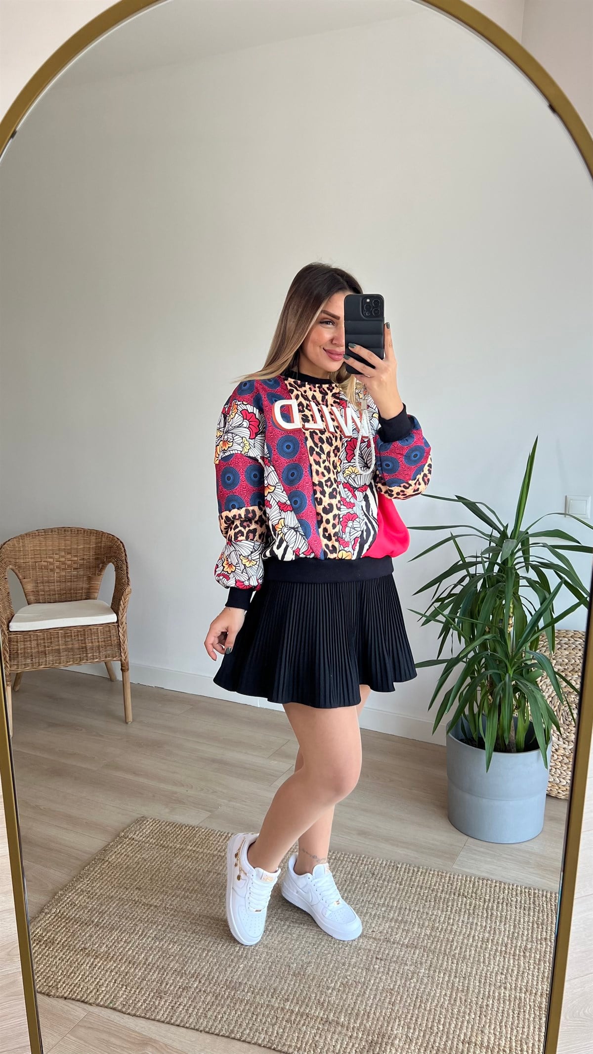 Wild İşleme Detay Tasarım Sweat