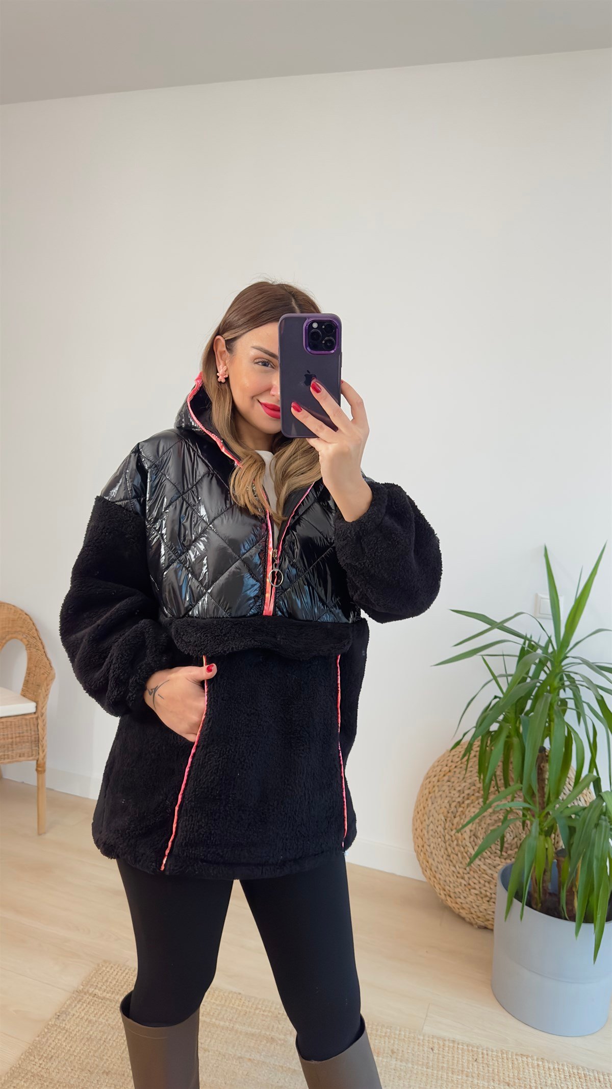Pembe Kapitone Detaylı Peluş Sweat