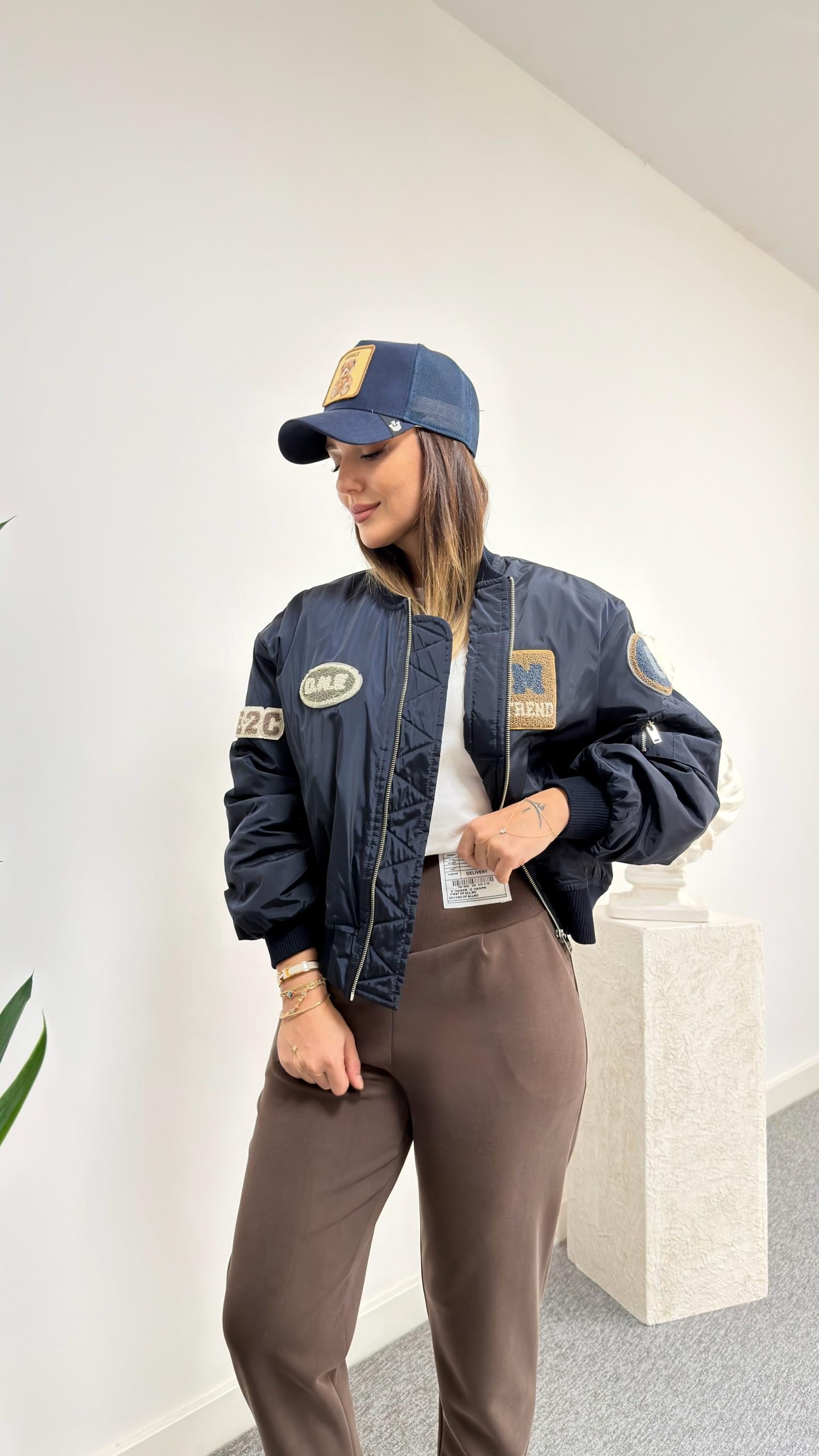 Pinka Etiket Detaylı Lacivert Bomber Ceket