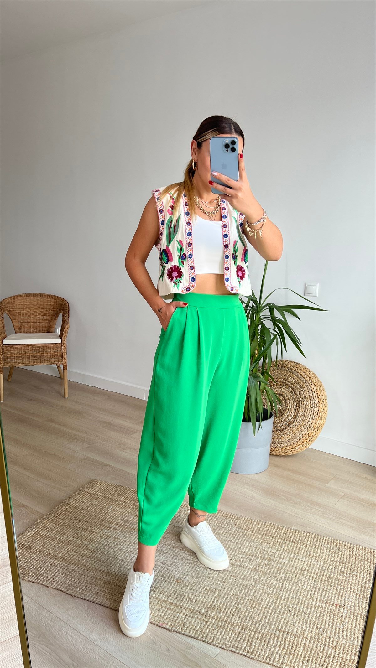 Zara Model Nakışlı Keten Yelek