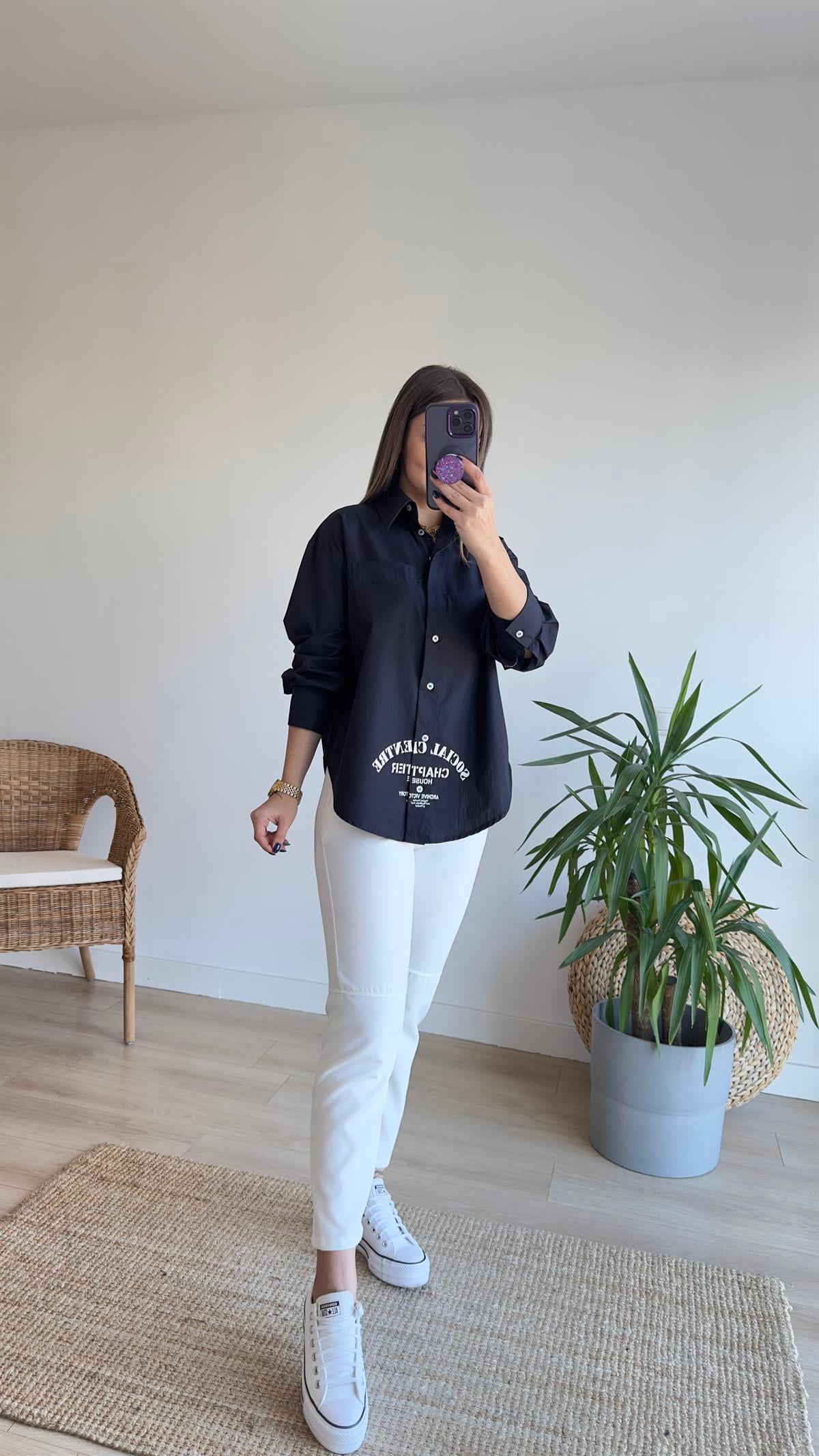 Marka Model Yazı Detaylı Gömlek