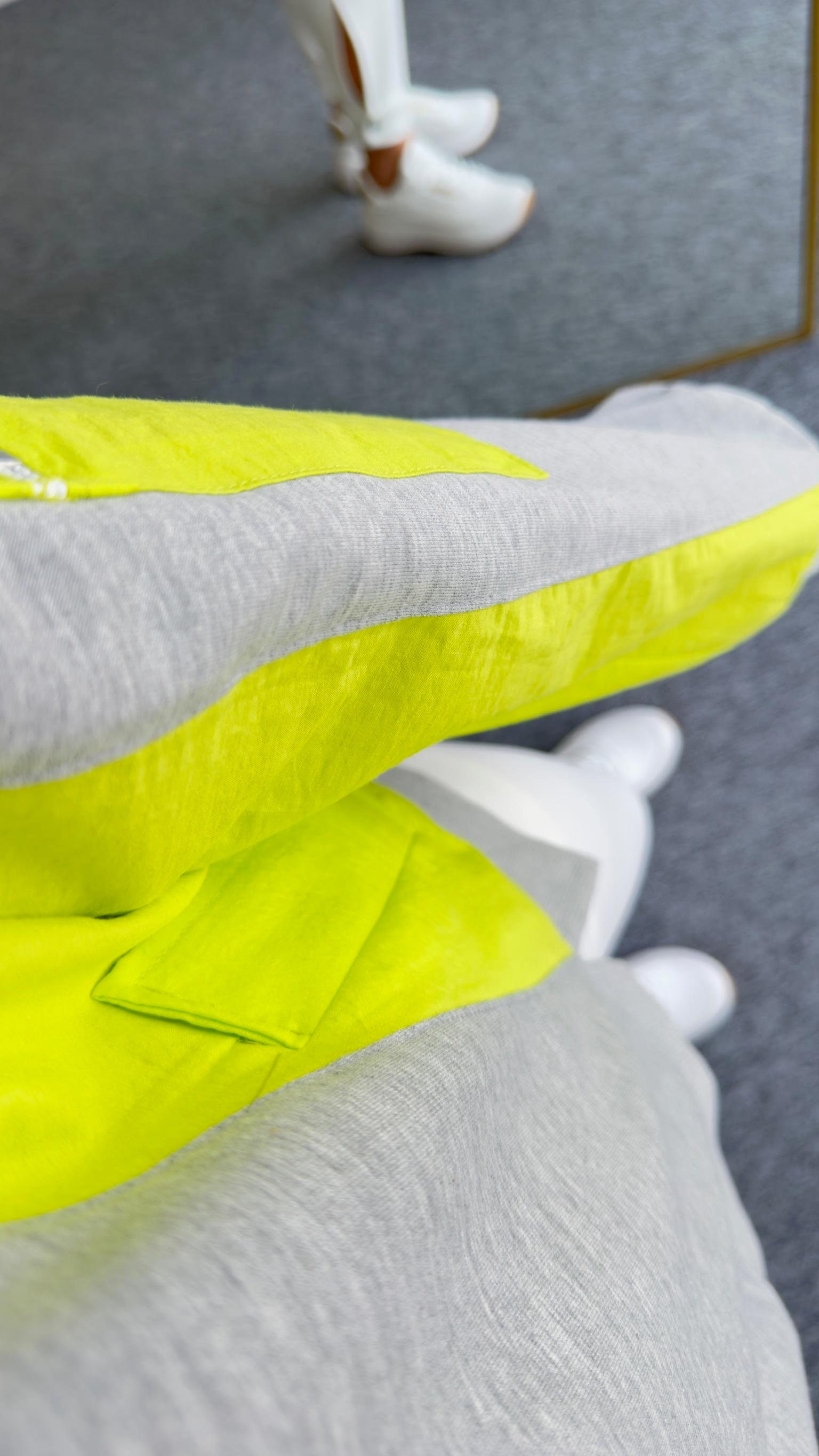 Tws Model Yeşil Paraşüt Garnili İnce Sweat