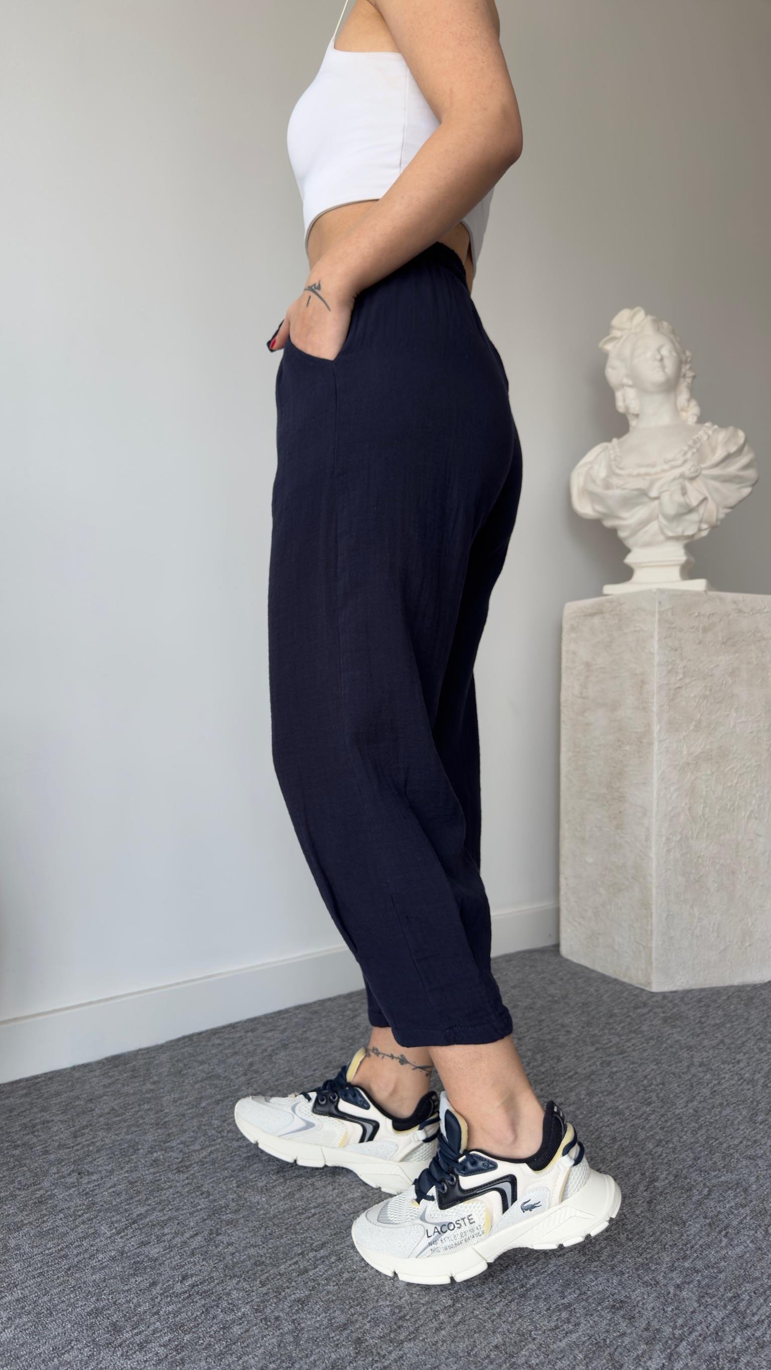 Müslin Paça Pileli Lacivert Pantolon