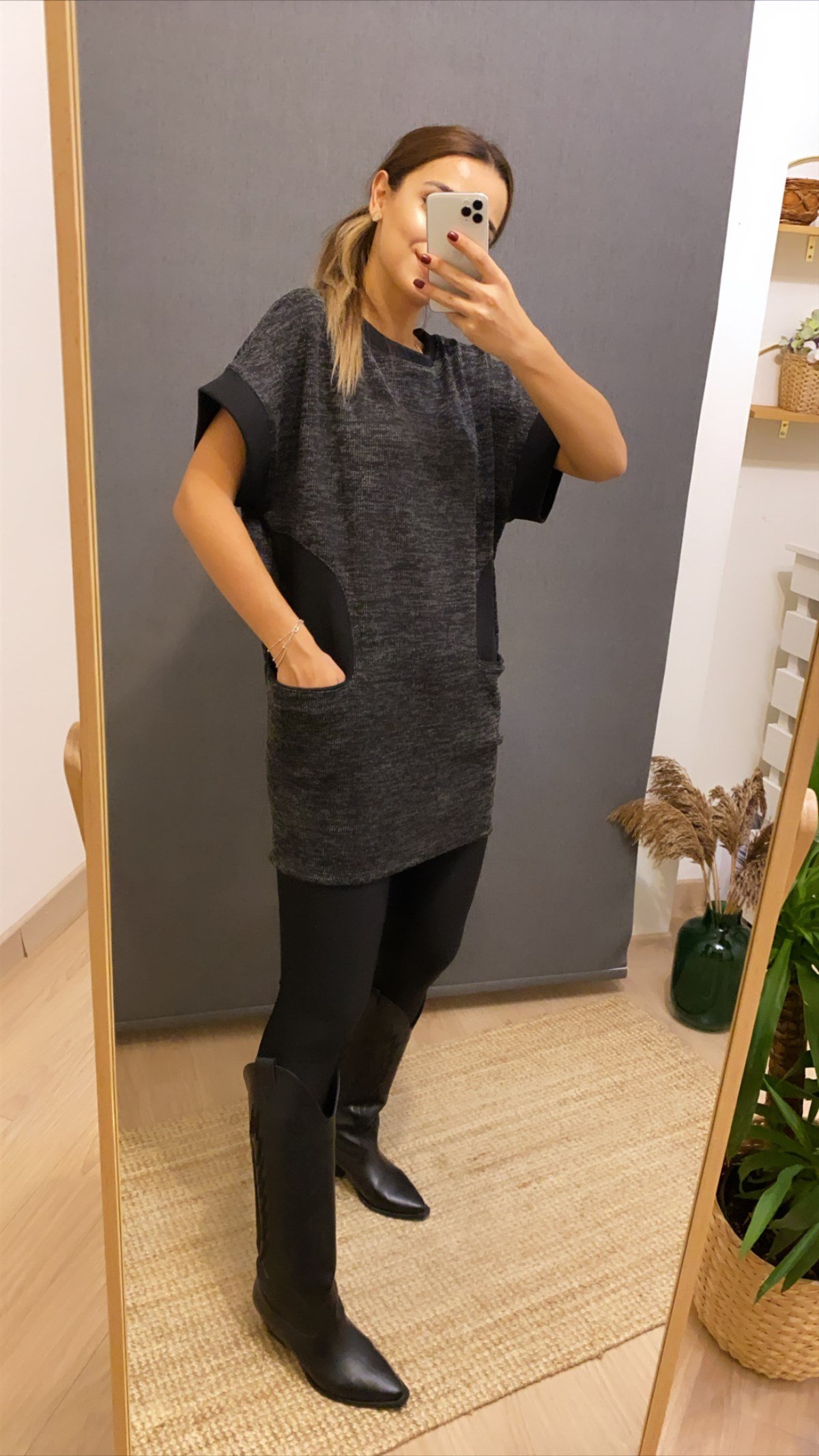 Antrasit Önden Cepli Tunik