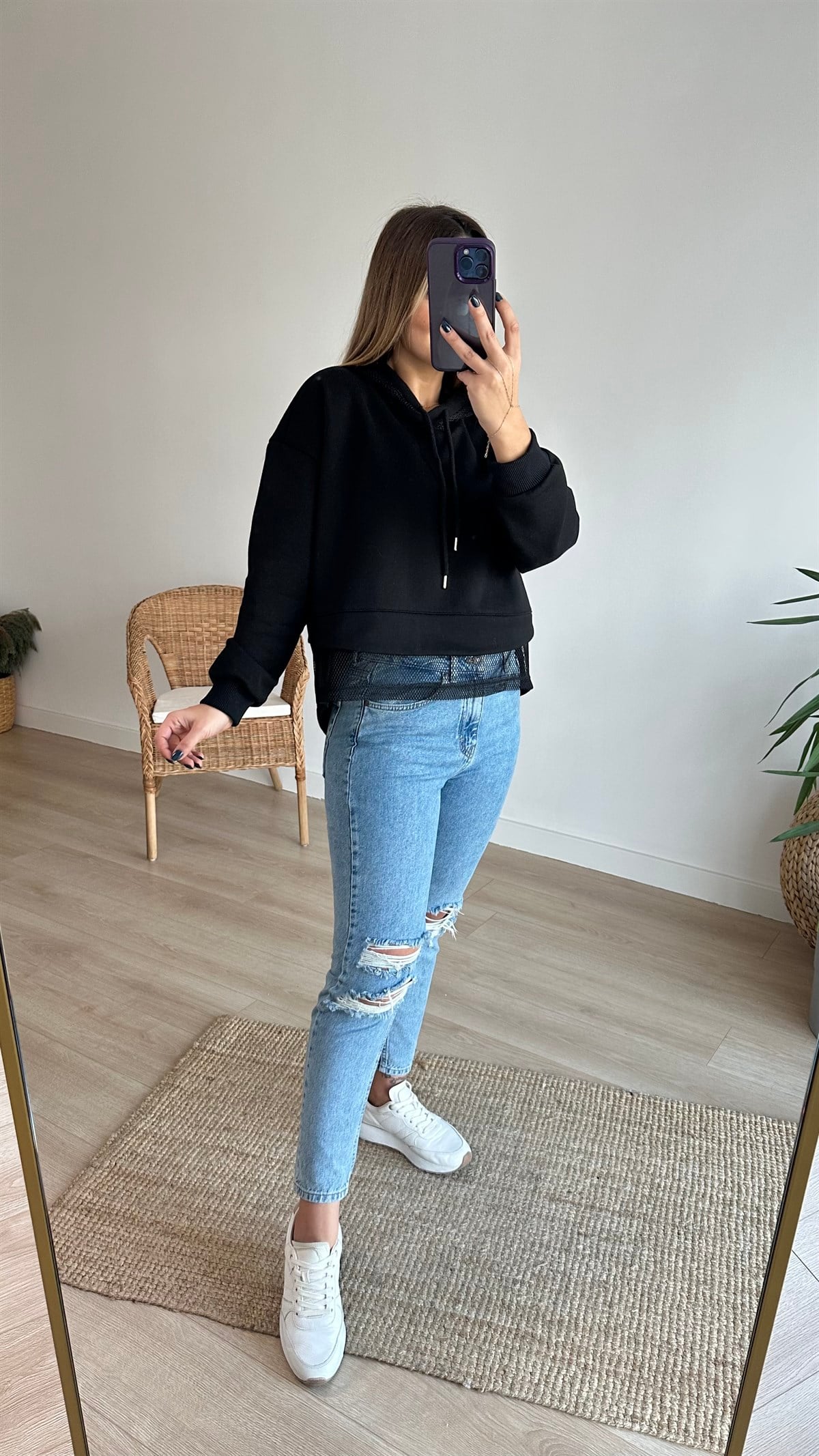 File Detaylı Siyah Sweatshirt