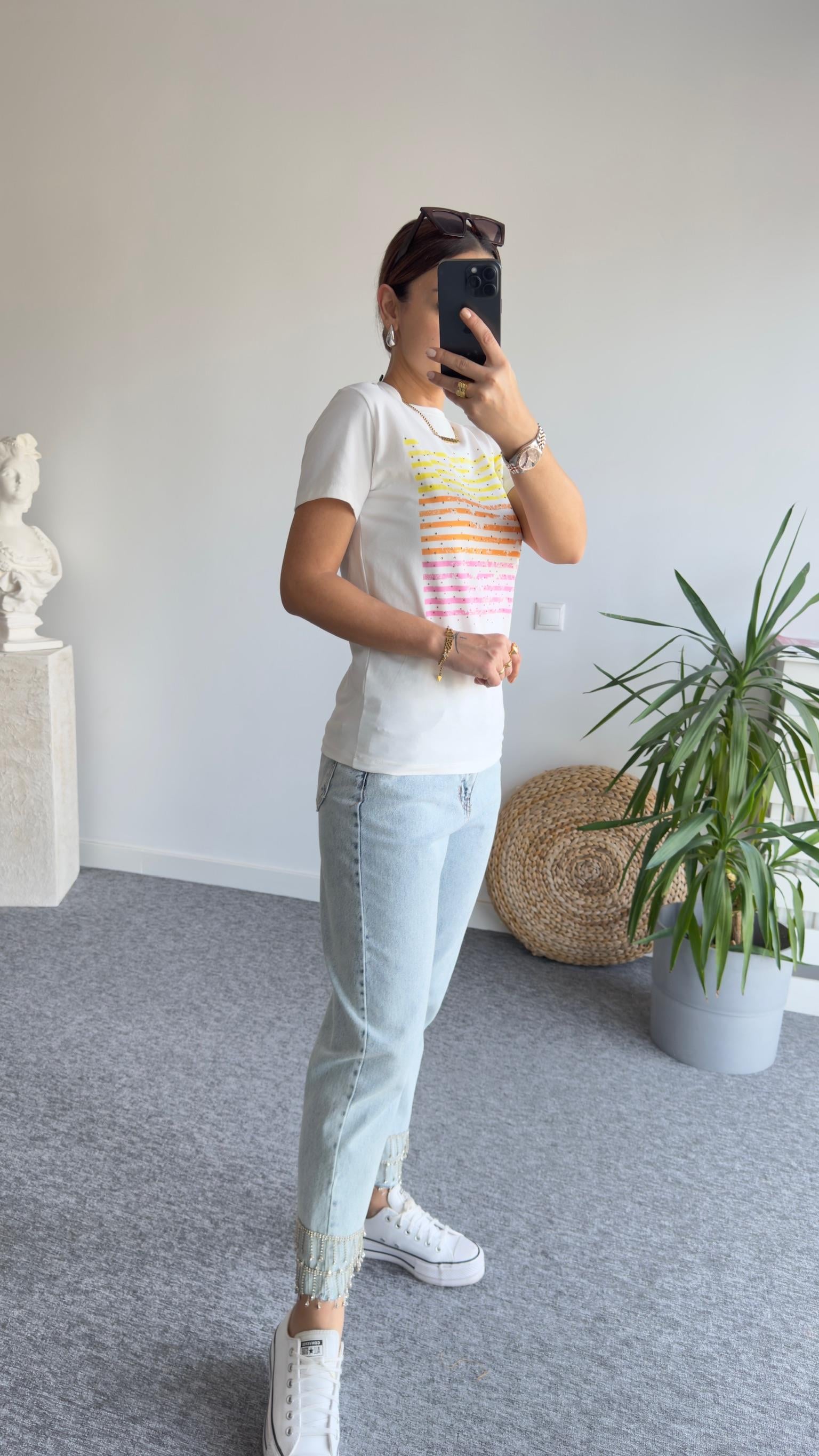Marka Model Renk Geçişli Taşlı Tshirt