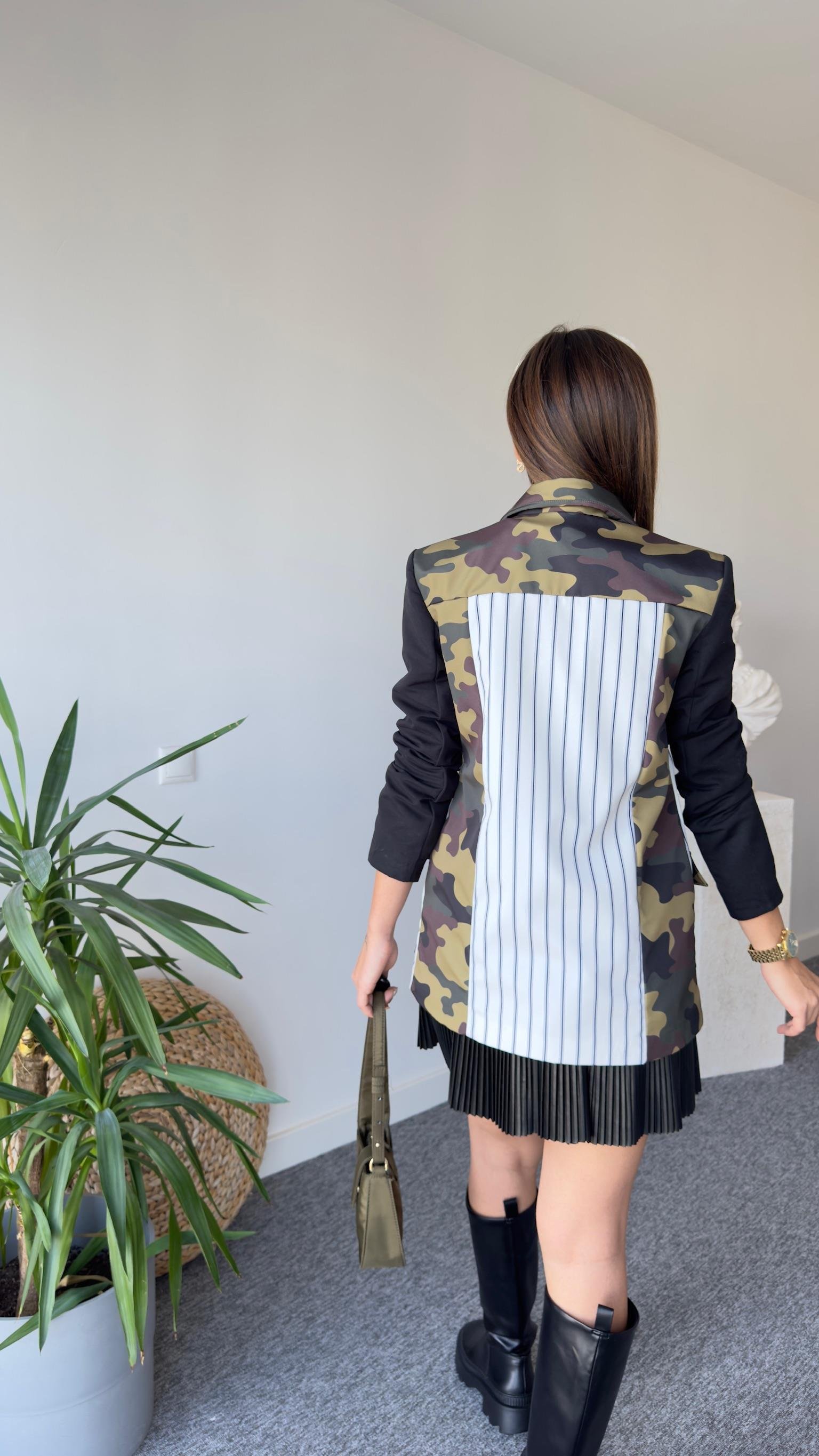 Kamuflaj Detay Tasarım Blazer Ceket