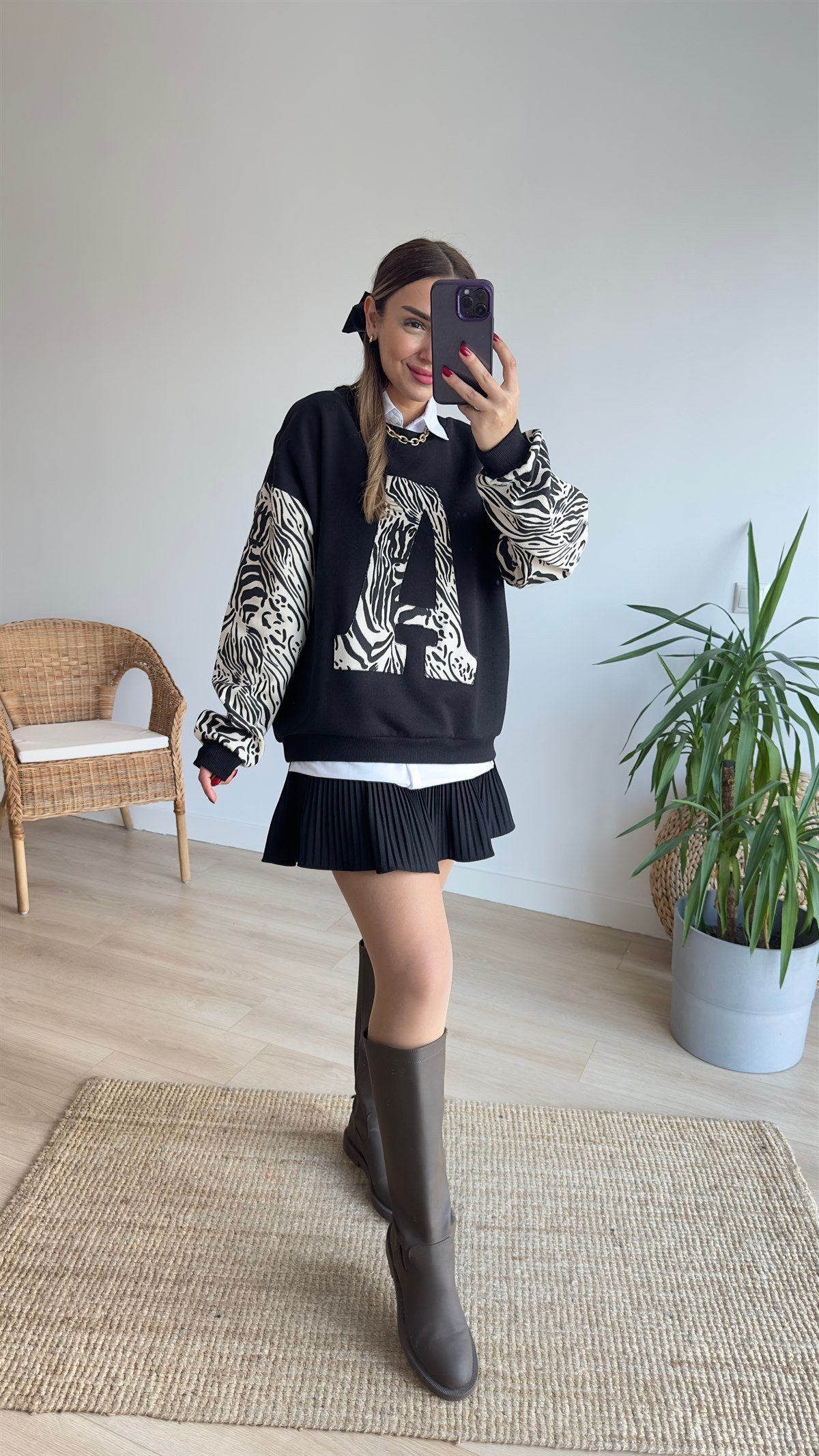 A Baskı Zebra Detaylı Siyah Sweat