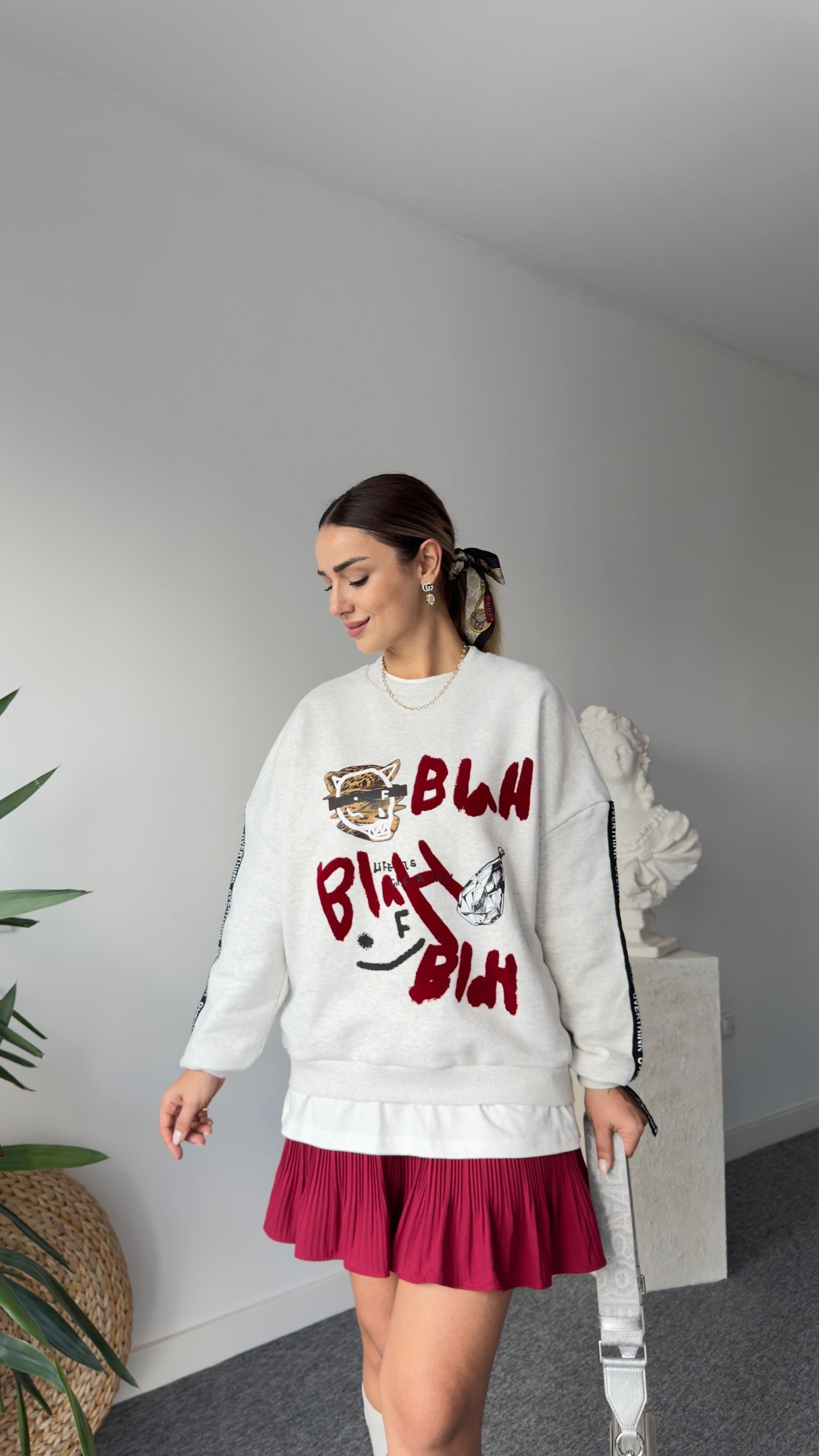 Nouve Kollar Şerit Yazılı Tasarım Sweatshirt