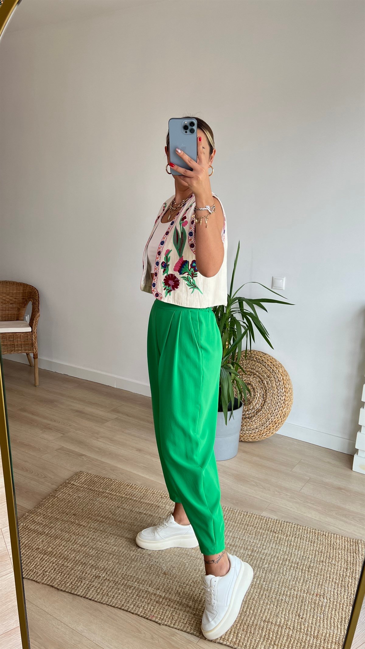 Zara Model Nakışlı Keten Yelek