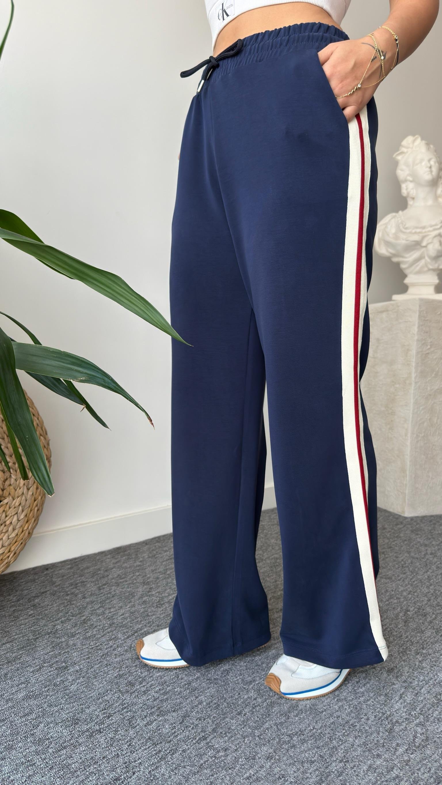 Leise Taş Detaylı Premium Modal Takım