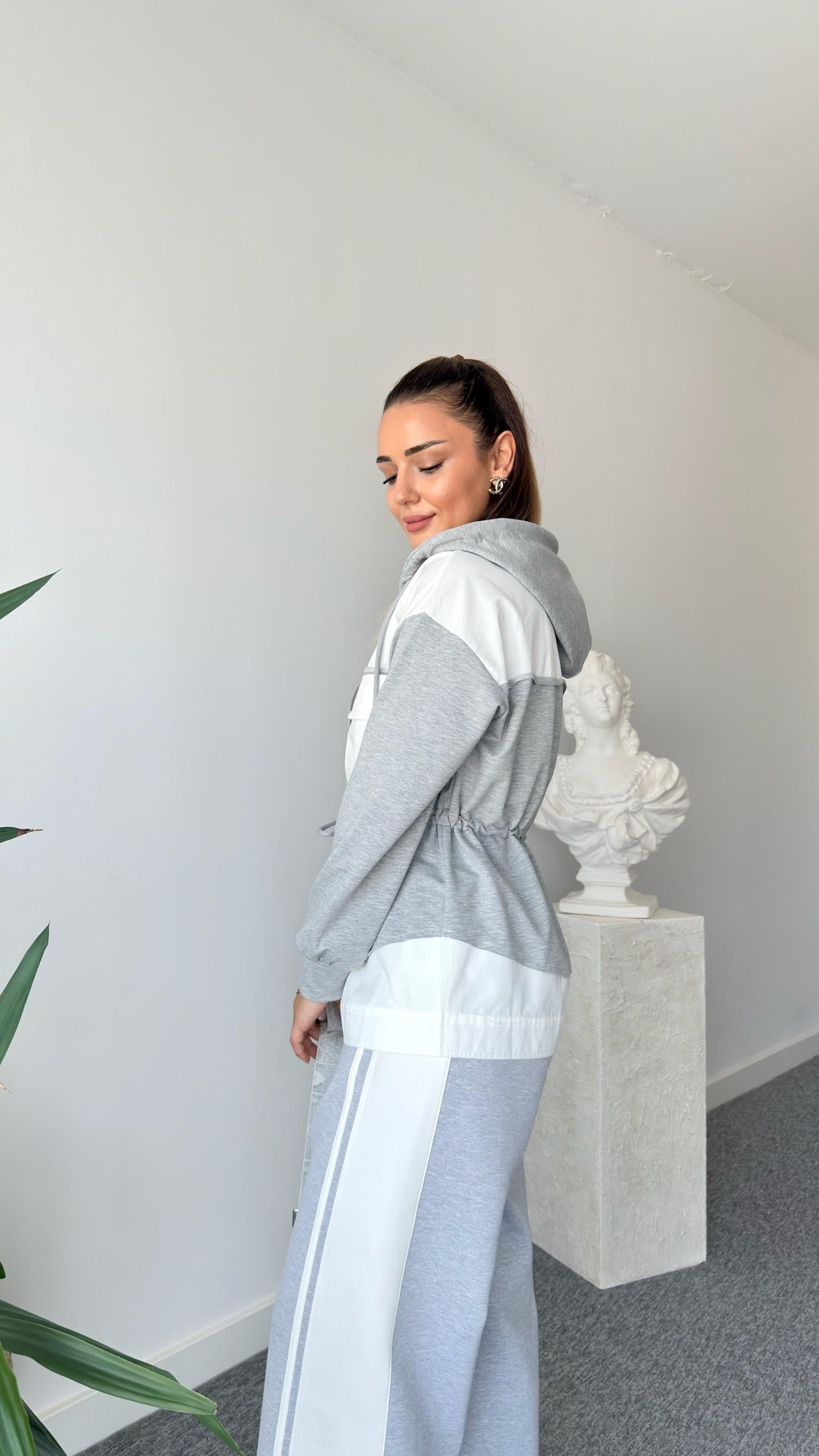 Josie Tws Model Gri Beyaz Kapüşonlu Ceket