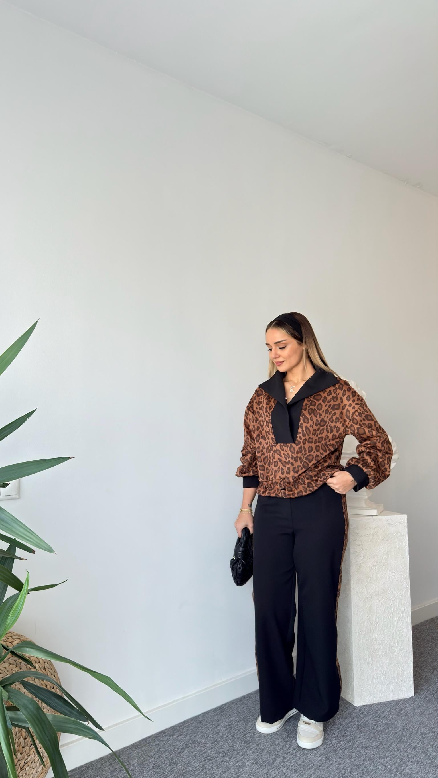 Niran Leopar Detaylı Sweat Pantolon Takım