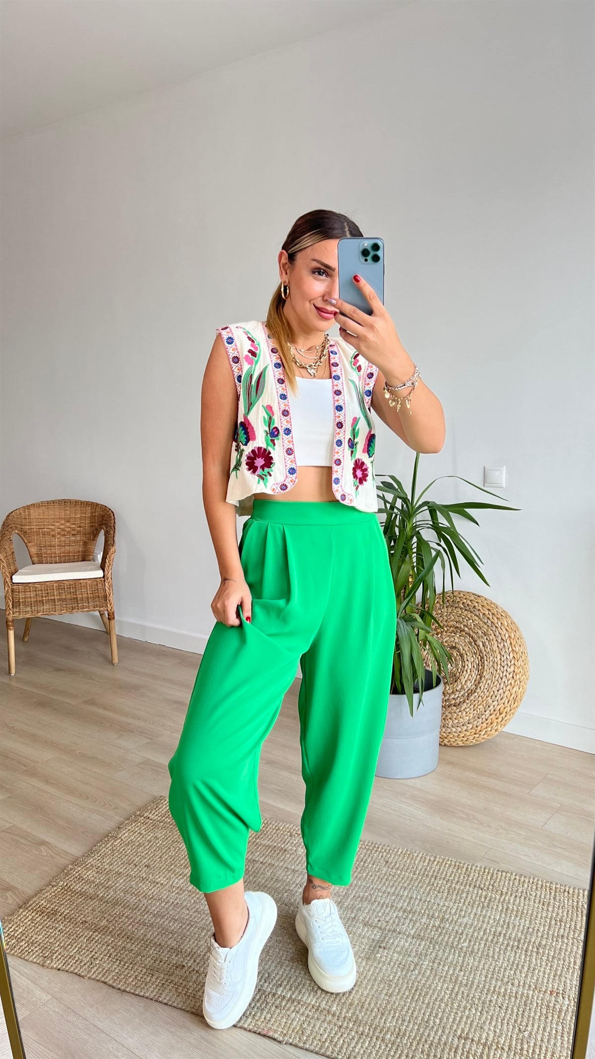 Zara Model Nakışlı Keten Yelek