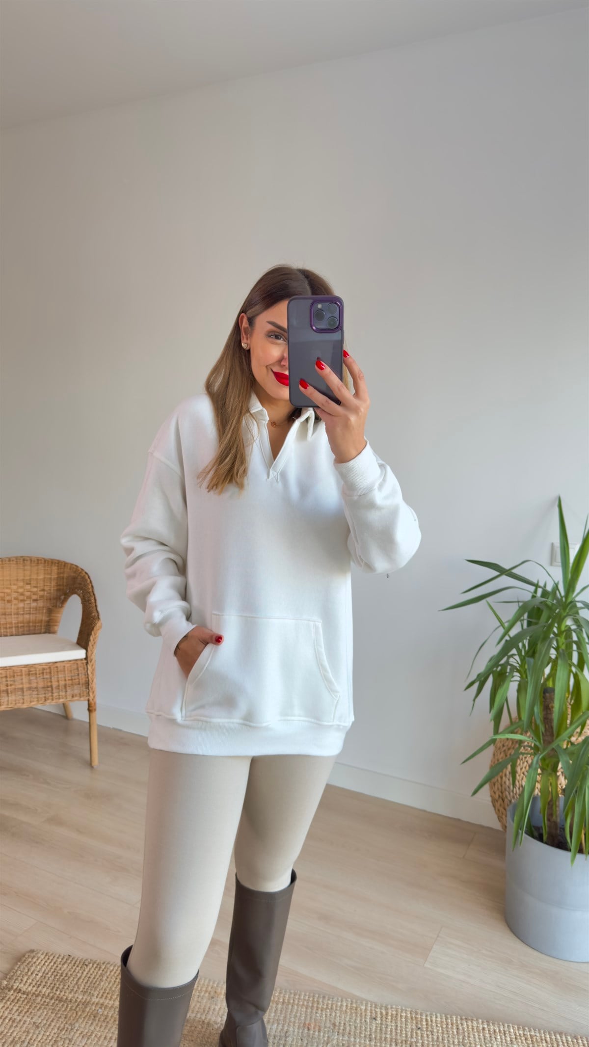 Polo Yaka Beyaz Basic Sweat