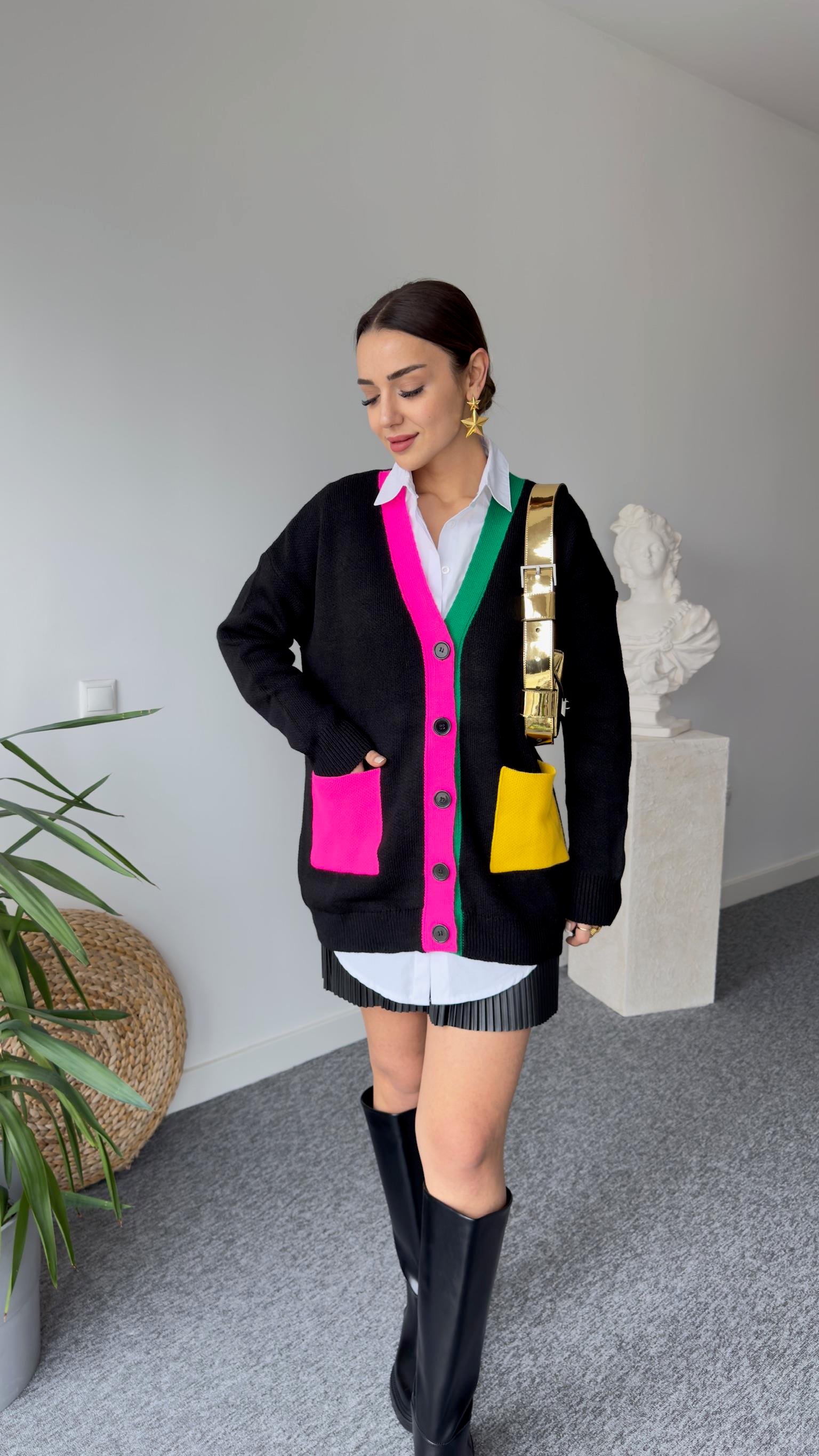 Soer Renk Geçişli Siyah Hırka