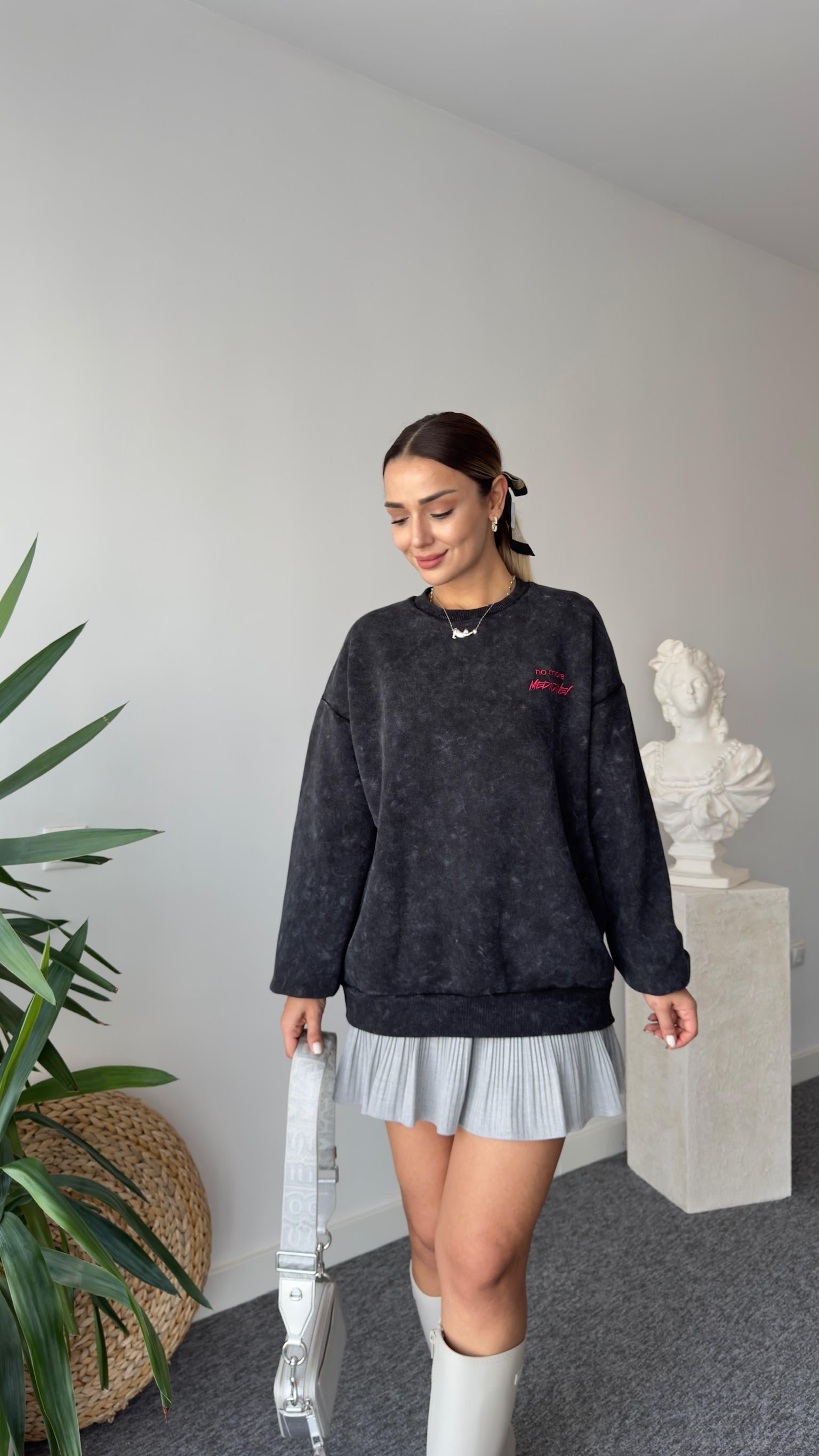 Blerin Pembe Yazı Detaylı Yıkamalı Sweat