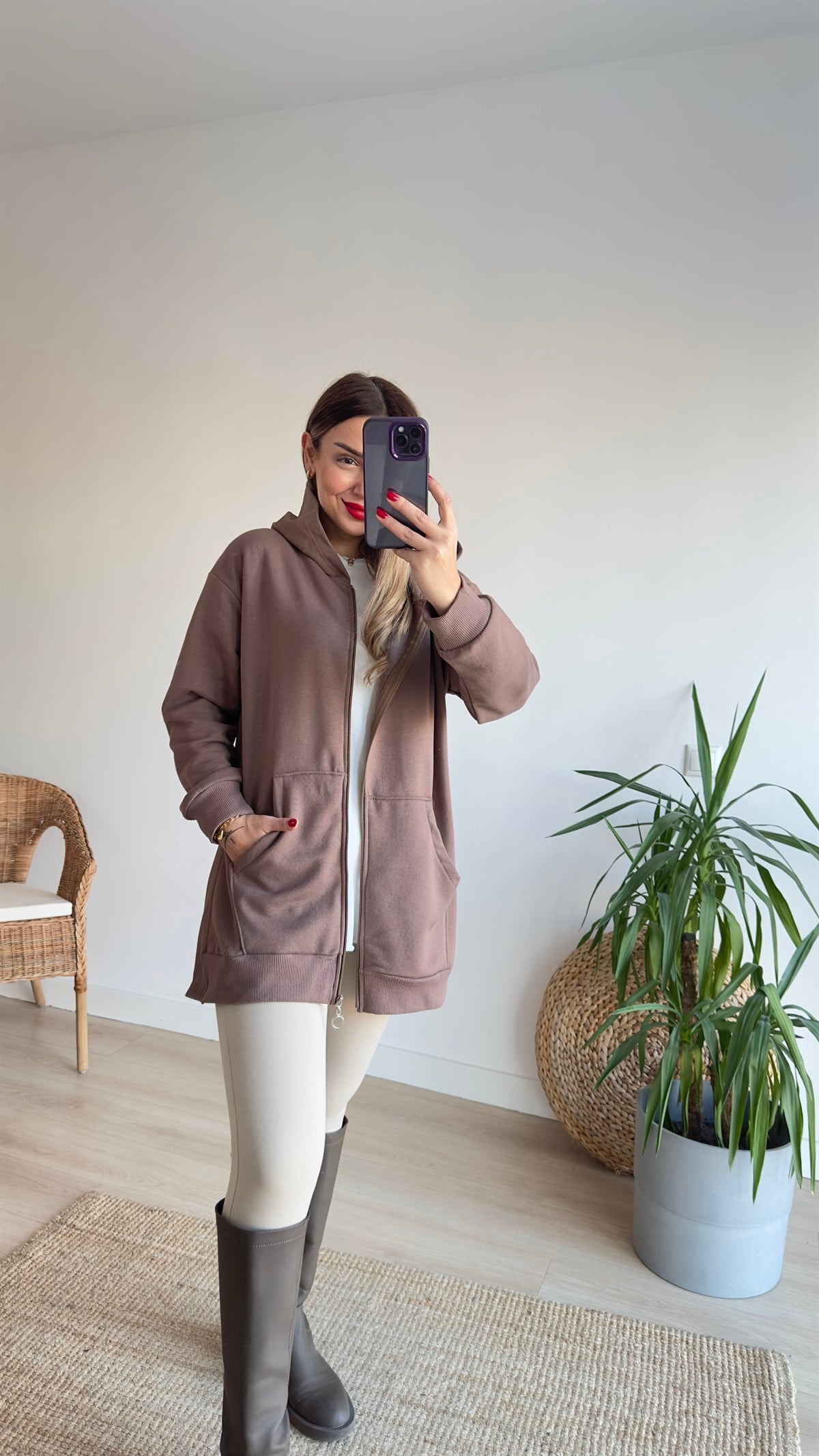 Şardonlu Yanları Yırtmaçlı Kahve Sweatshirt