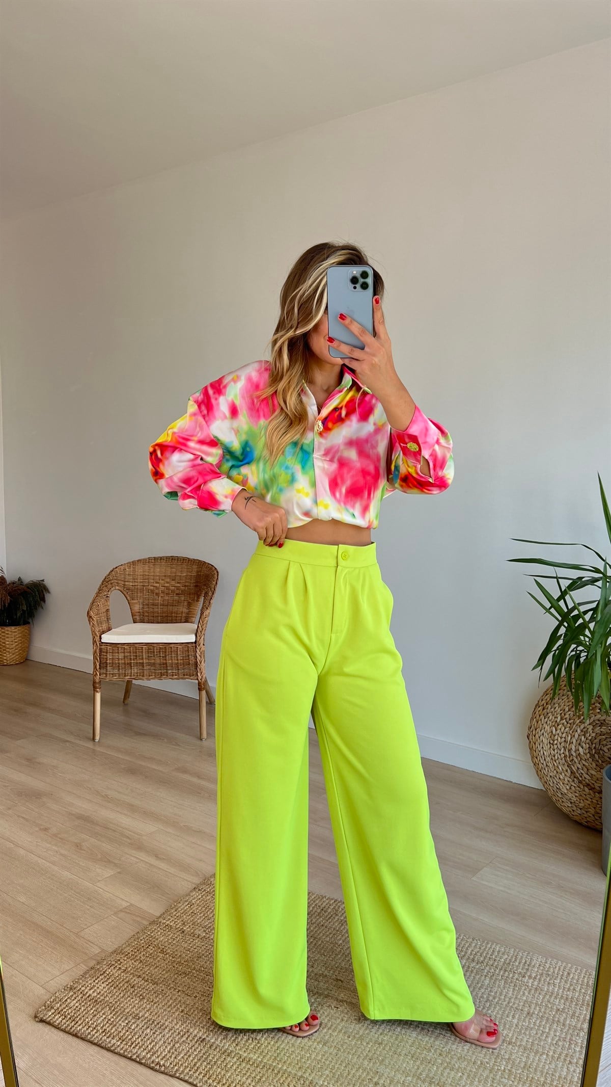 Zara Model Çok Renkli Saten Bluz