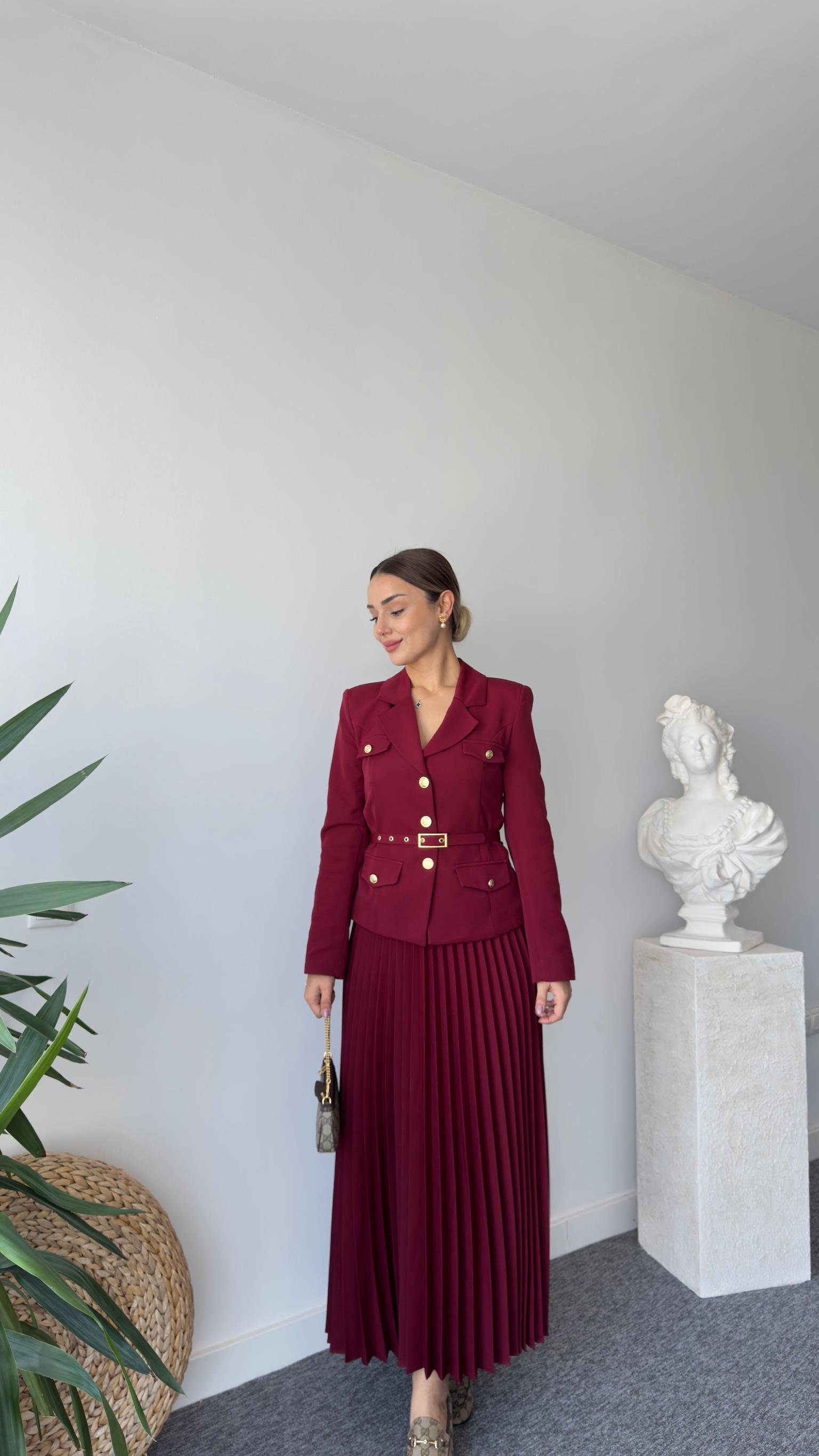 Luni Premium Bordo Etekli Takım