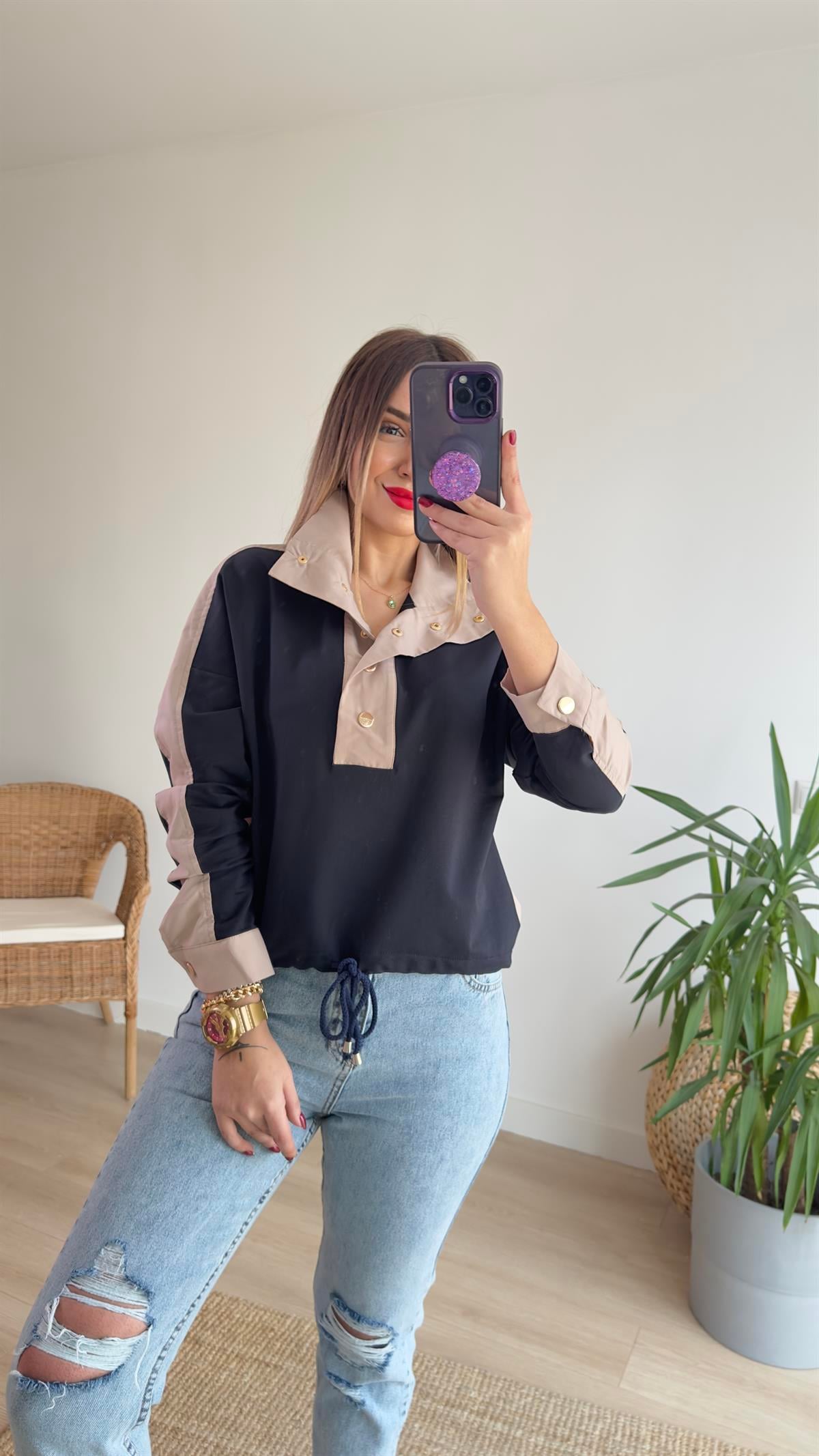 Sırtı Poplin Düğmeli Sweatshirt