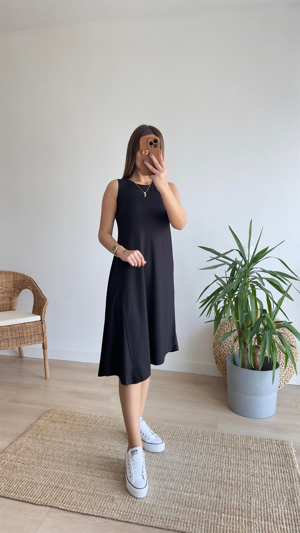 Asimetrik Kesim Basic Elbise