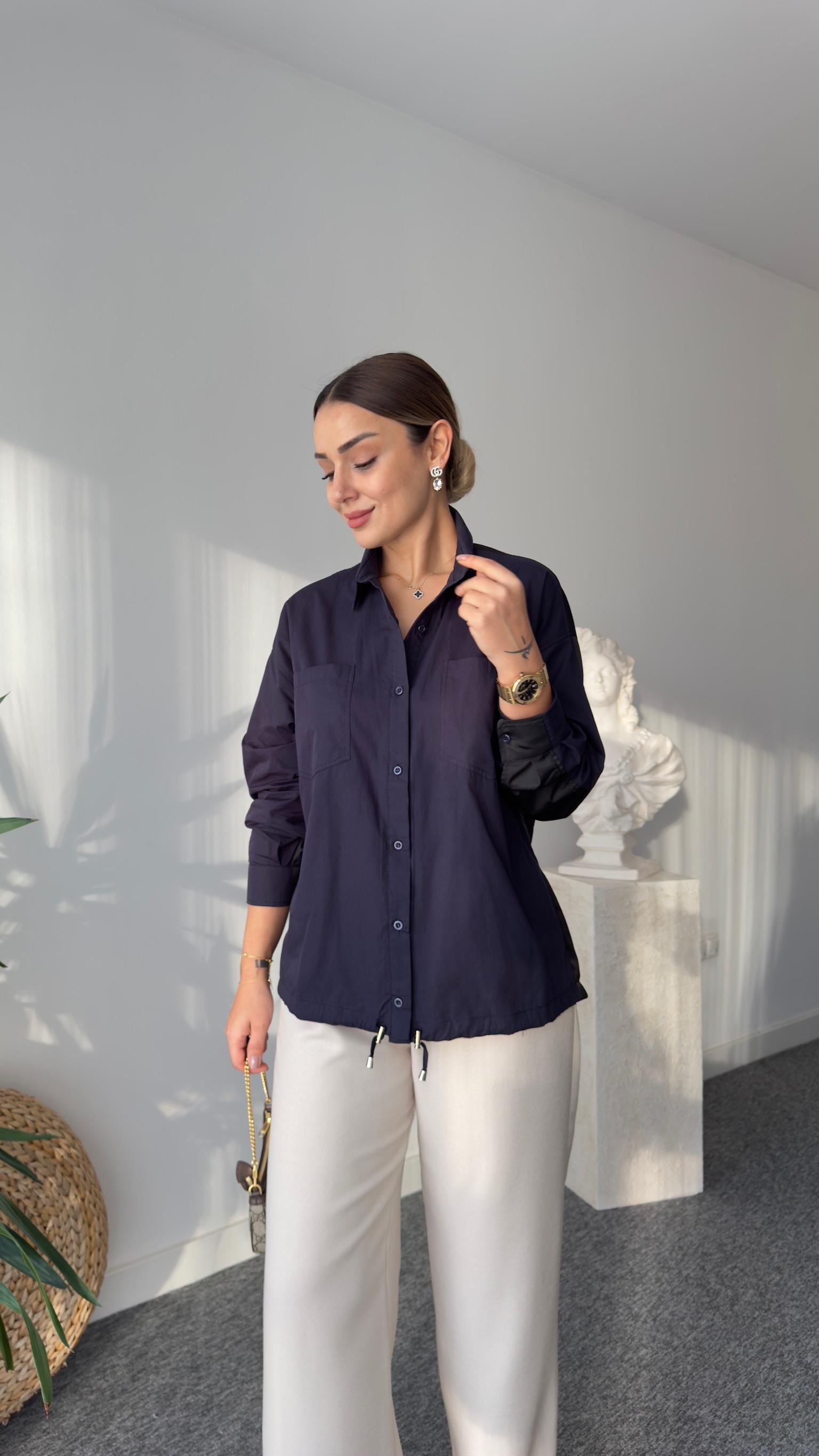 Trine Tws Model Sırt Paraşütlü Lacivert Gömlek