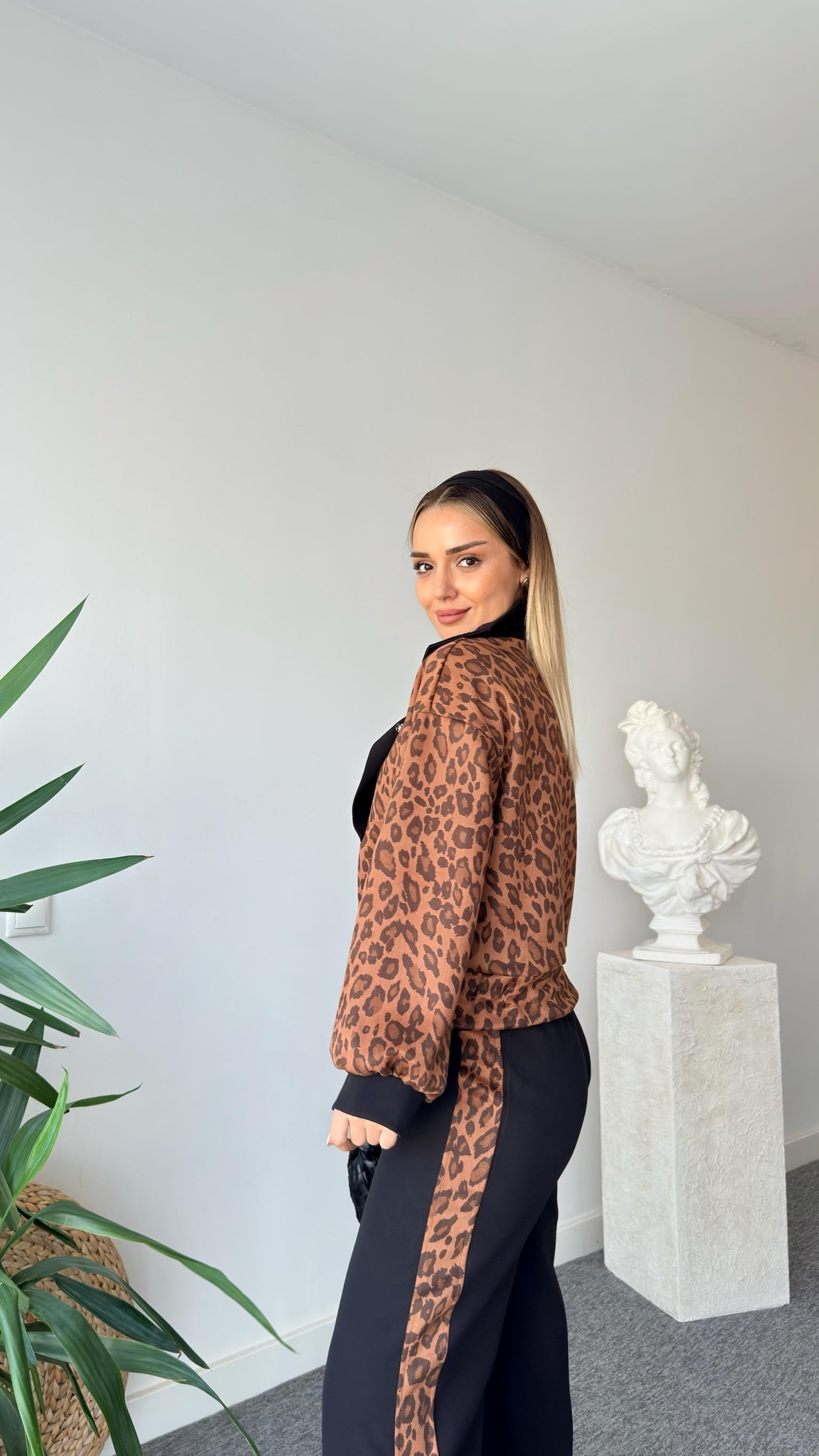 Niran Leopar Detaylı Sweat Pantolon Takım