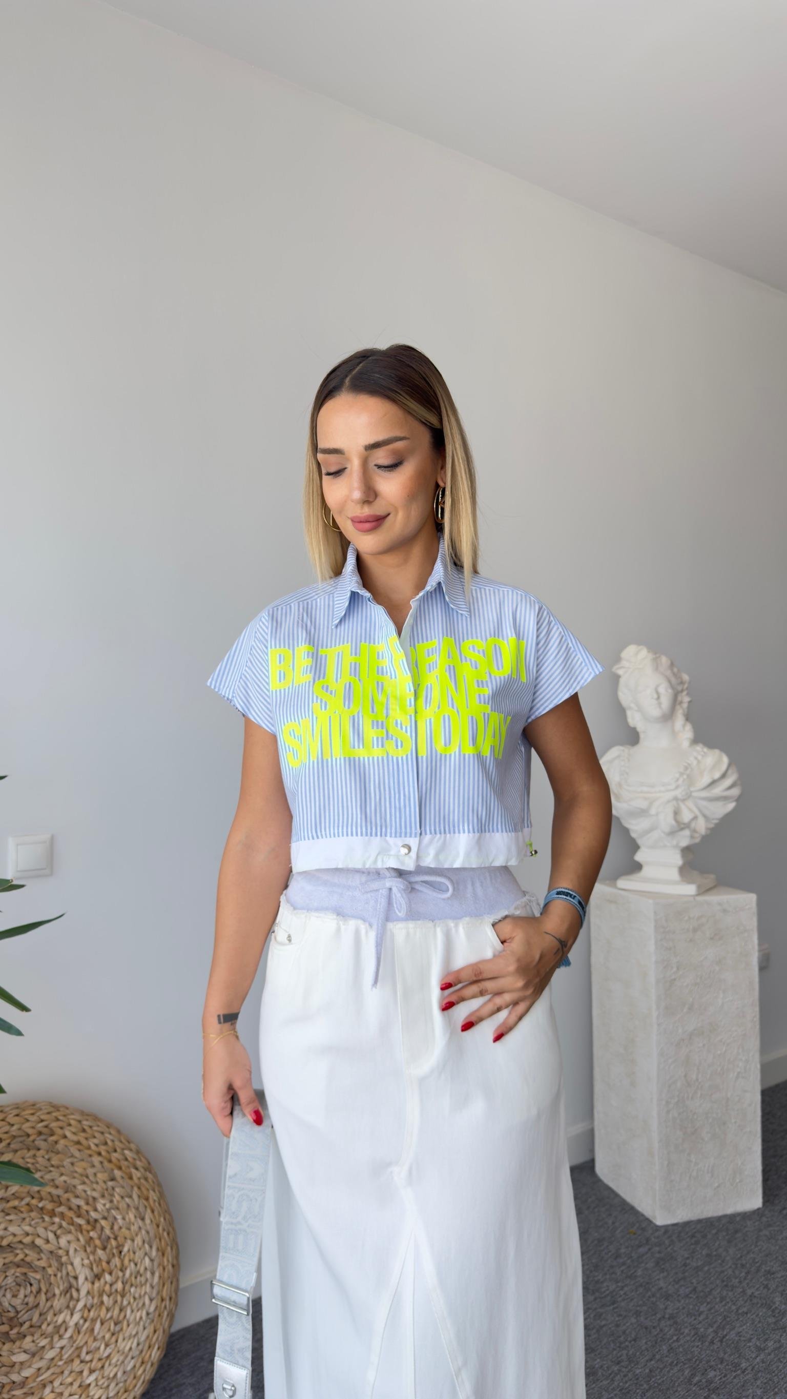 Neon Yazı Detaylı Çizgili Gömlek