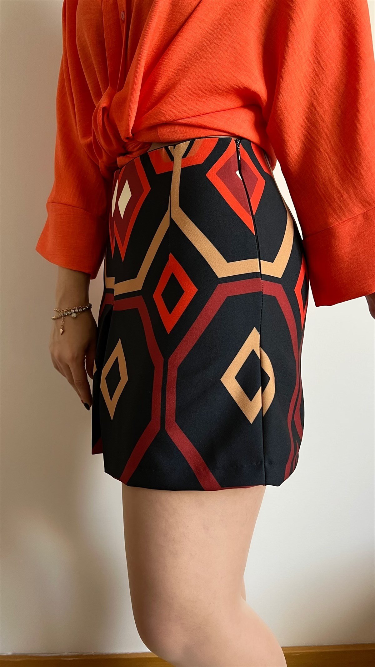 Zara Model Geometrik Desen Şort