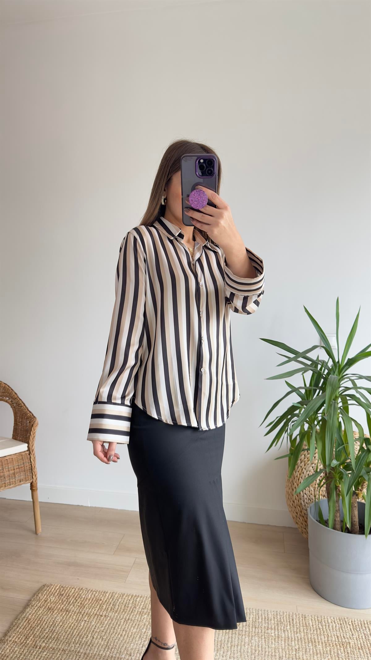 Zra Model Bej Siyah Saten Gömlek