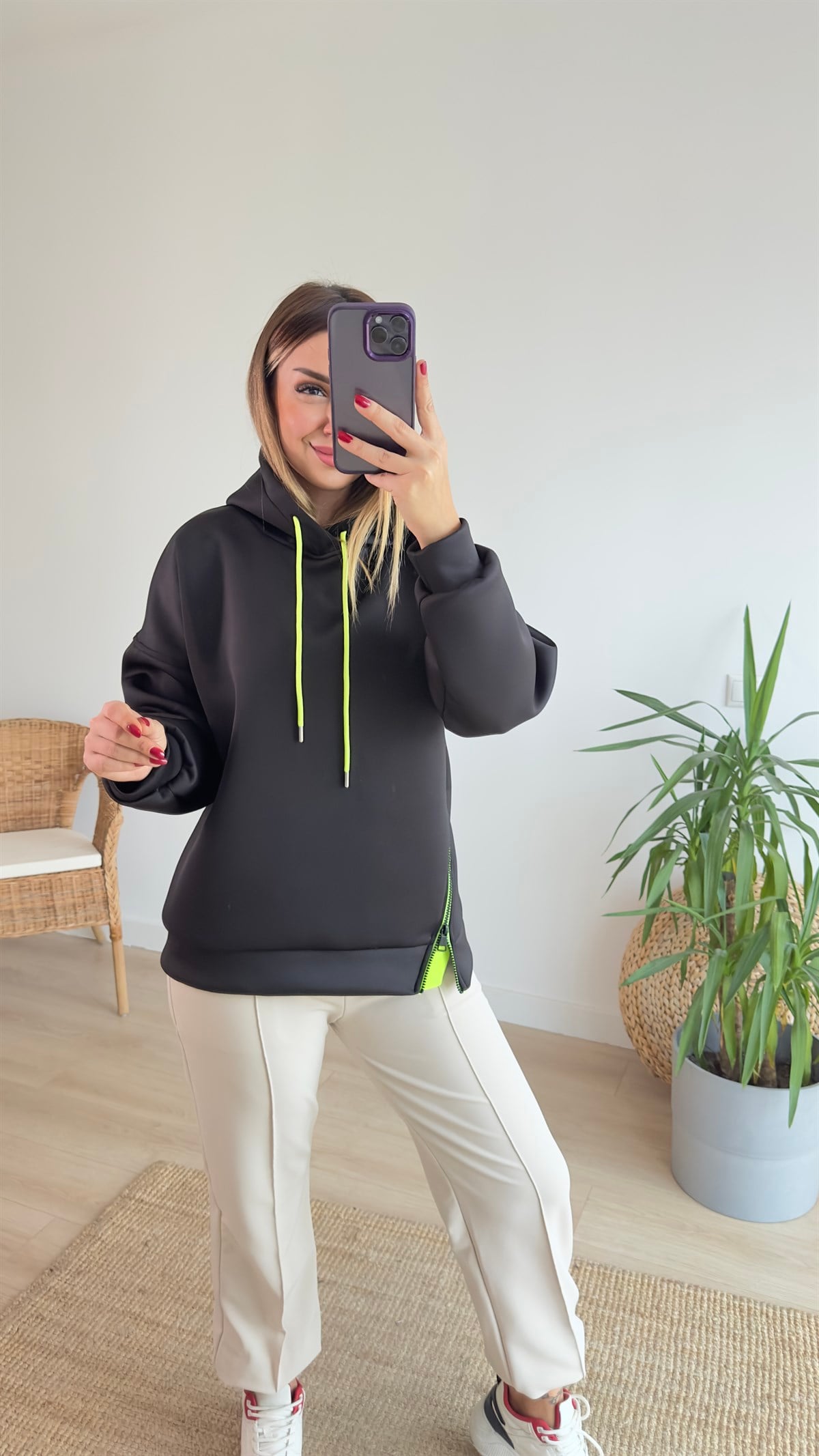 Yanı Fermuarlı Tasarım Siyah Scuba Sweat