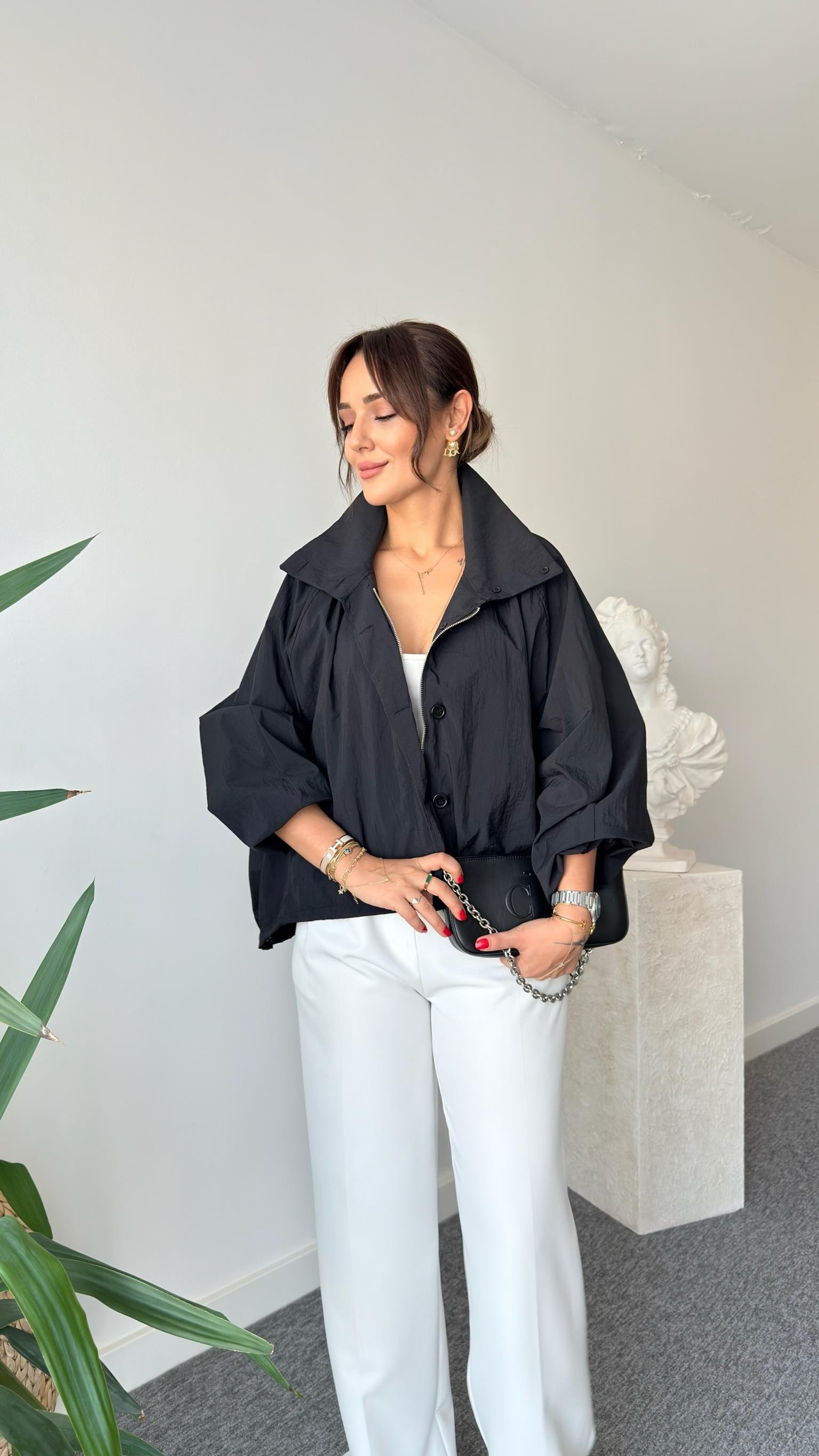 Siyah Solna Marka Model Paraşüt Ceket