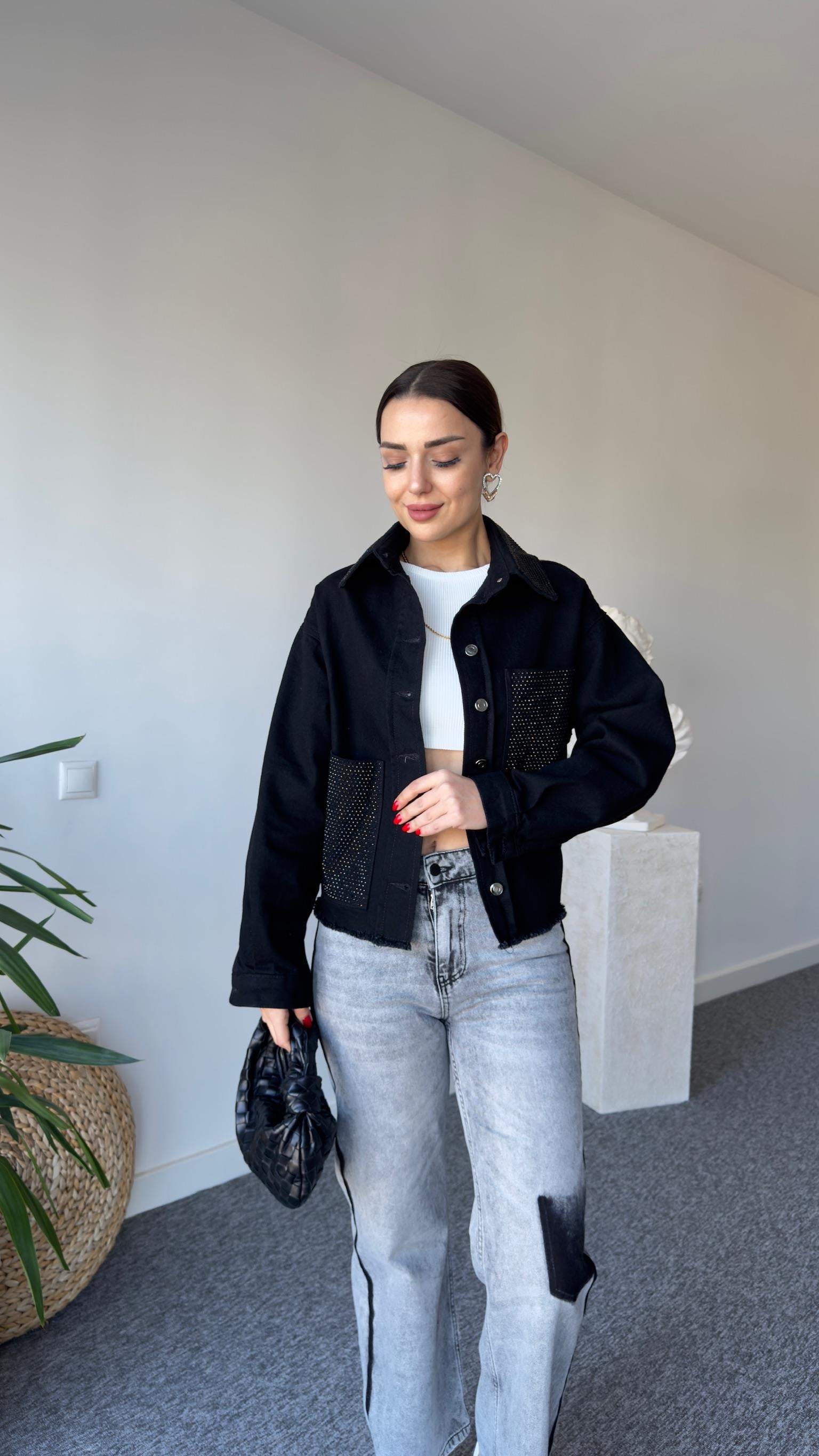 Orj Model Yaka Ve Cepler Taşlı Jean Ceket