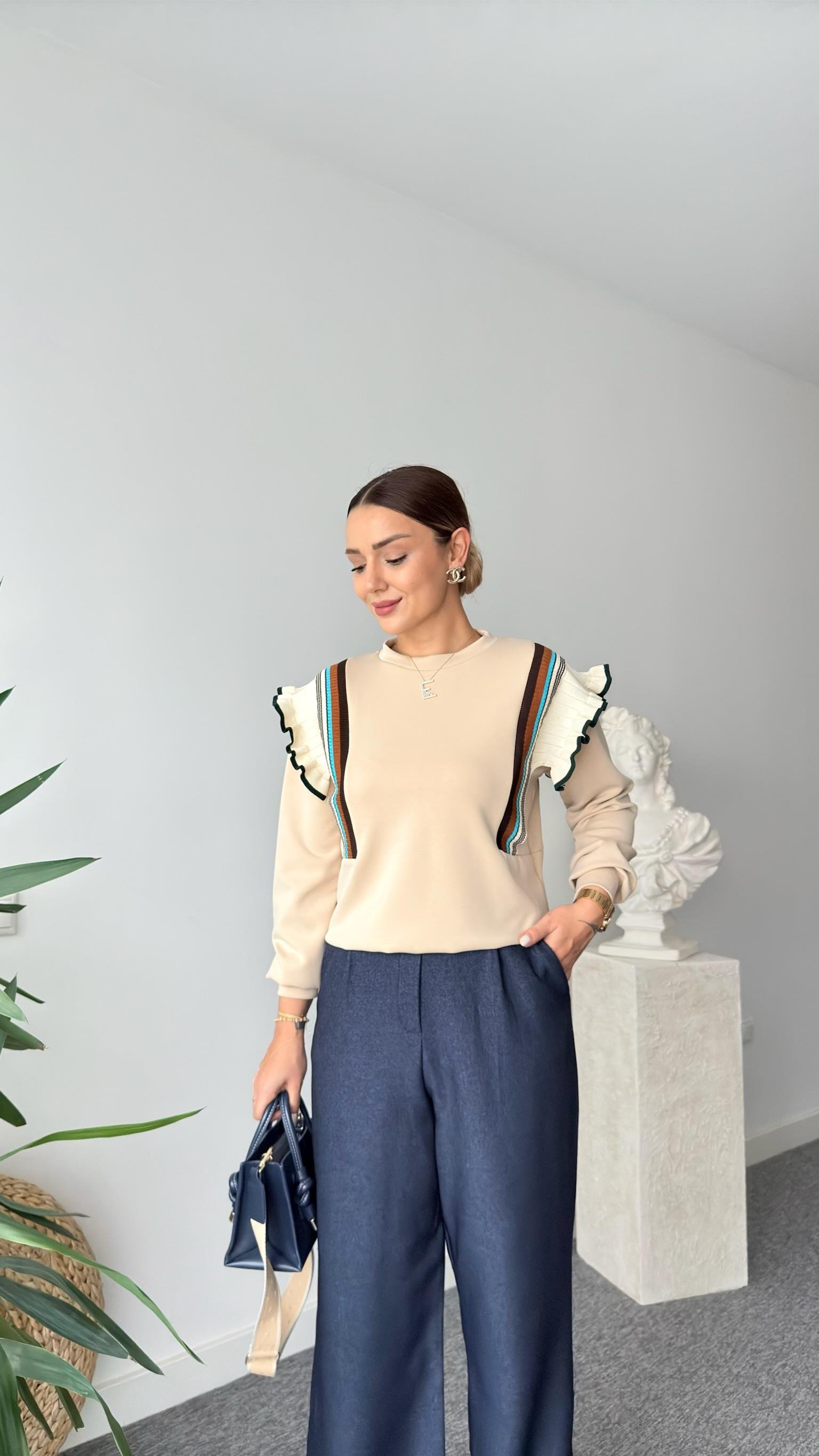 Triko Fırfır Detaylı Bej Modal Sweat