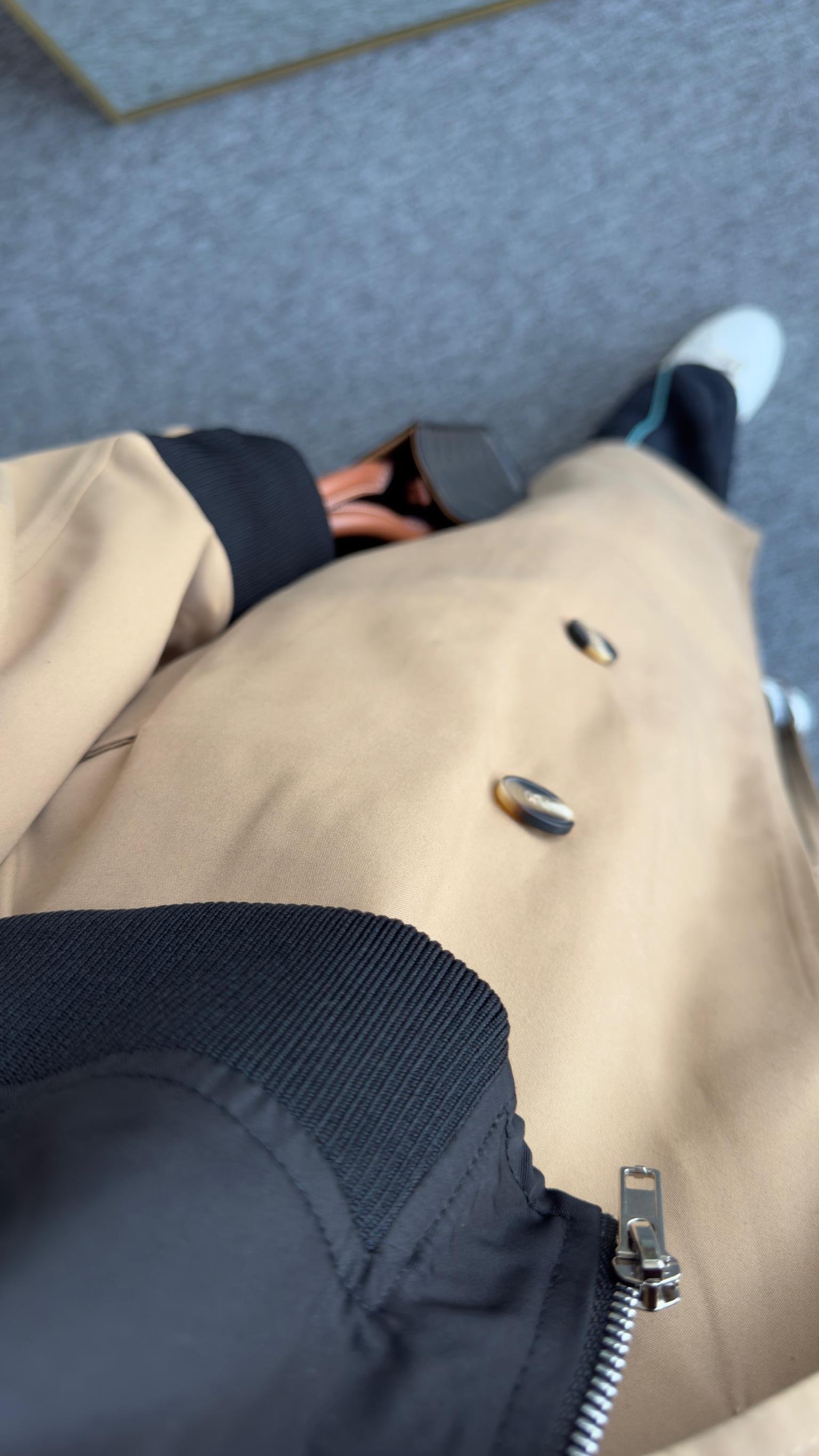 Rayna Paraşüt Detayı Marka Model Trençkot