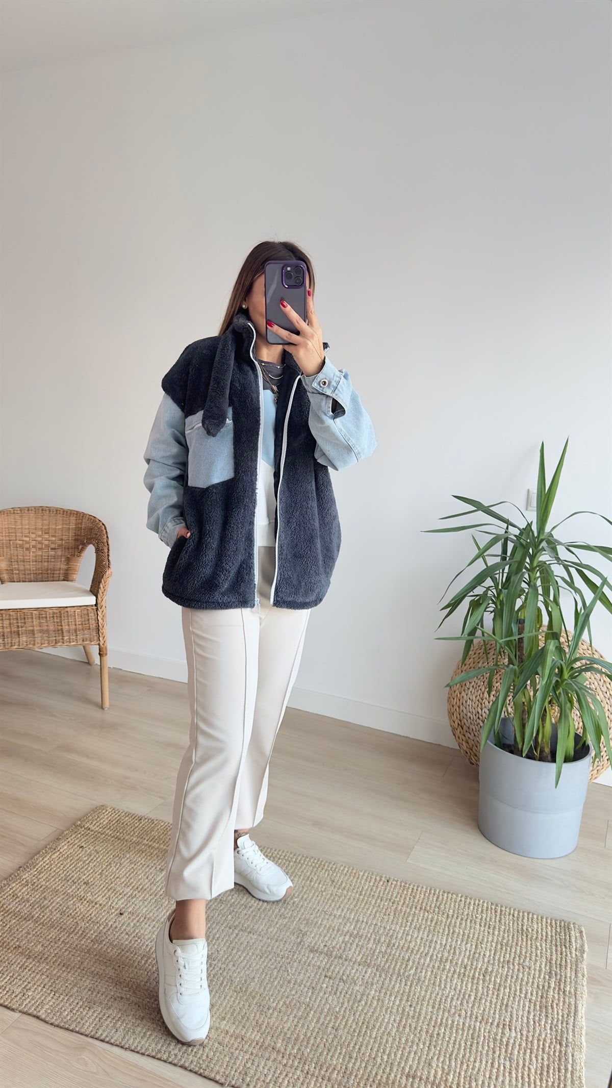 Kolları Kot Detaylı Antrasit Peluş Mont