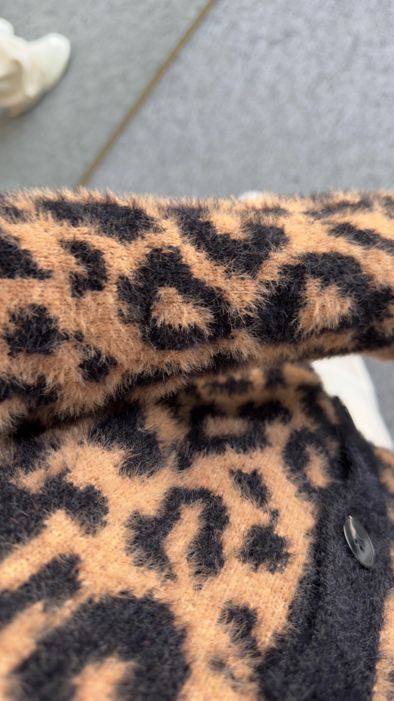 Cliona Sakallı Leopar Desen Hırka