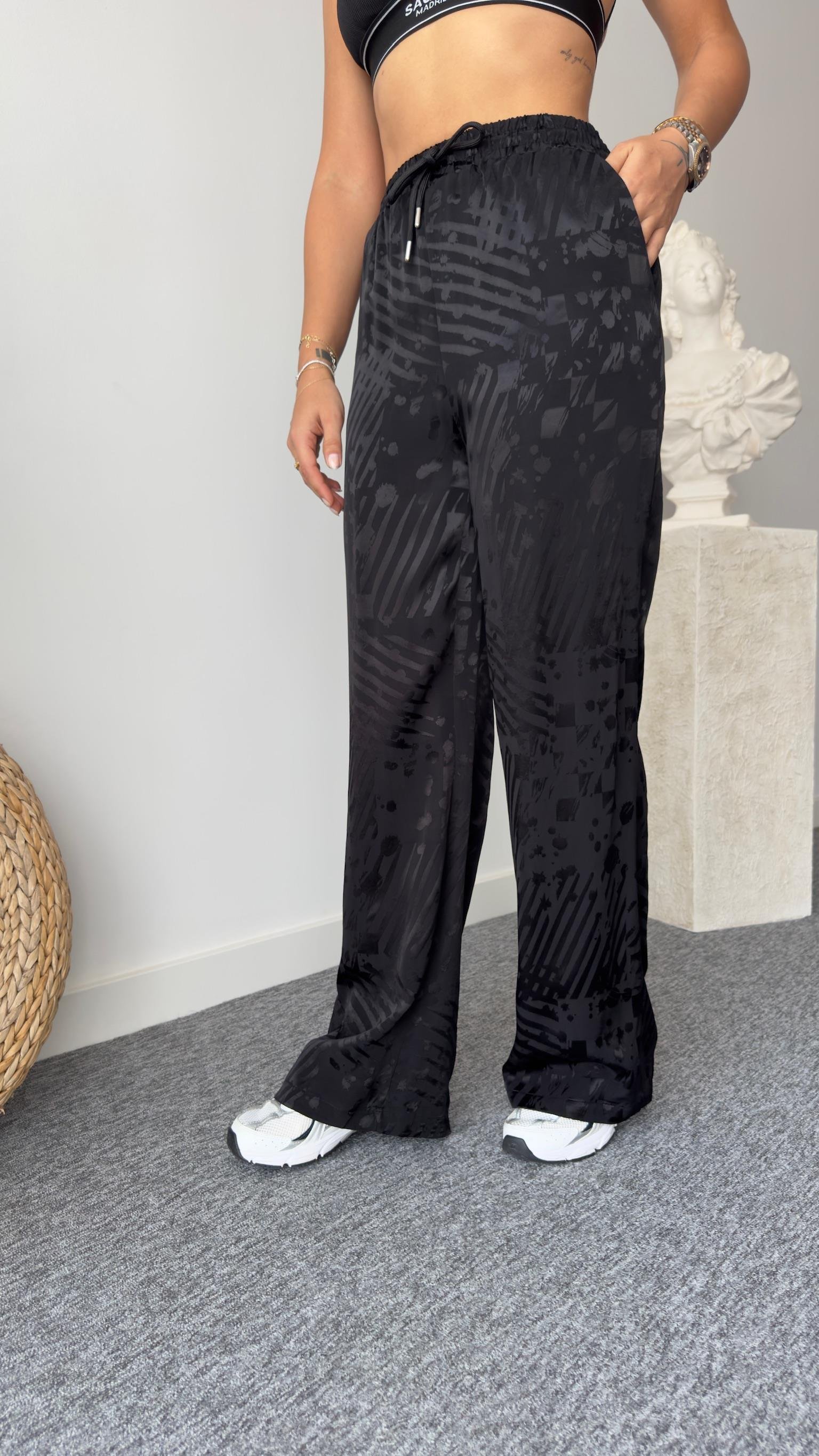 Enzo Desenli Siyah Pantolon 