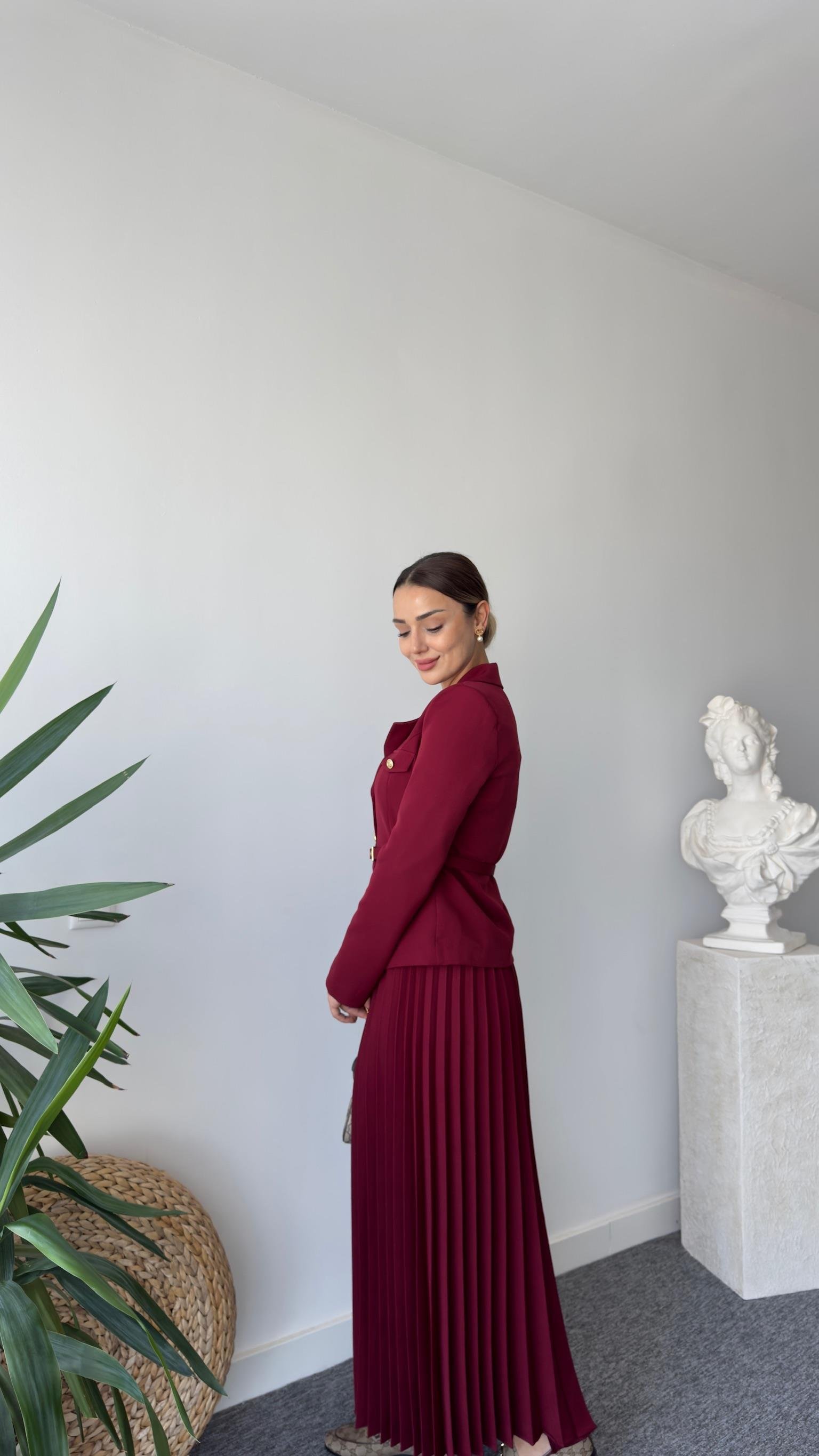 Luni Premium Bordo Etekli Takım