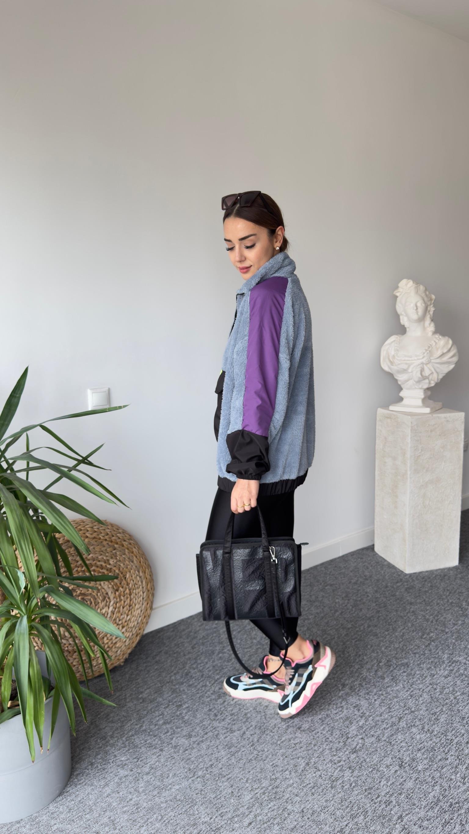Kanguru Cep Detaylı Peluş Sweat