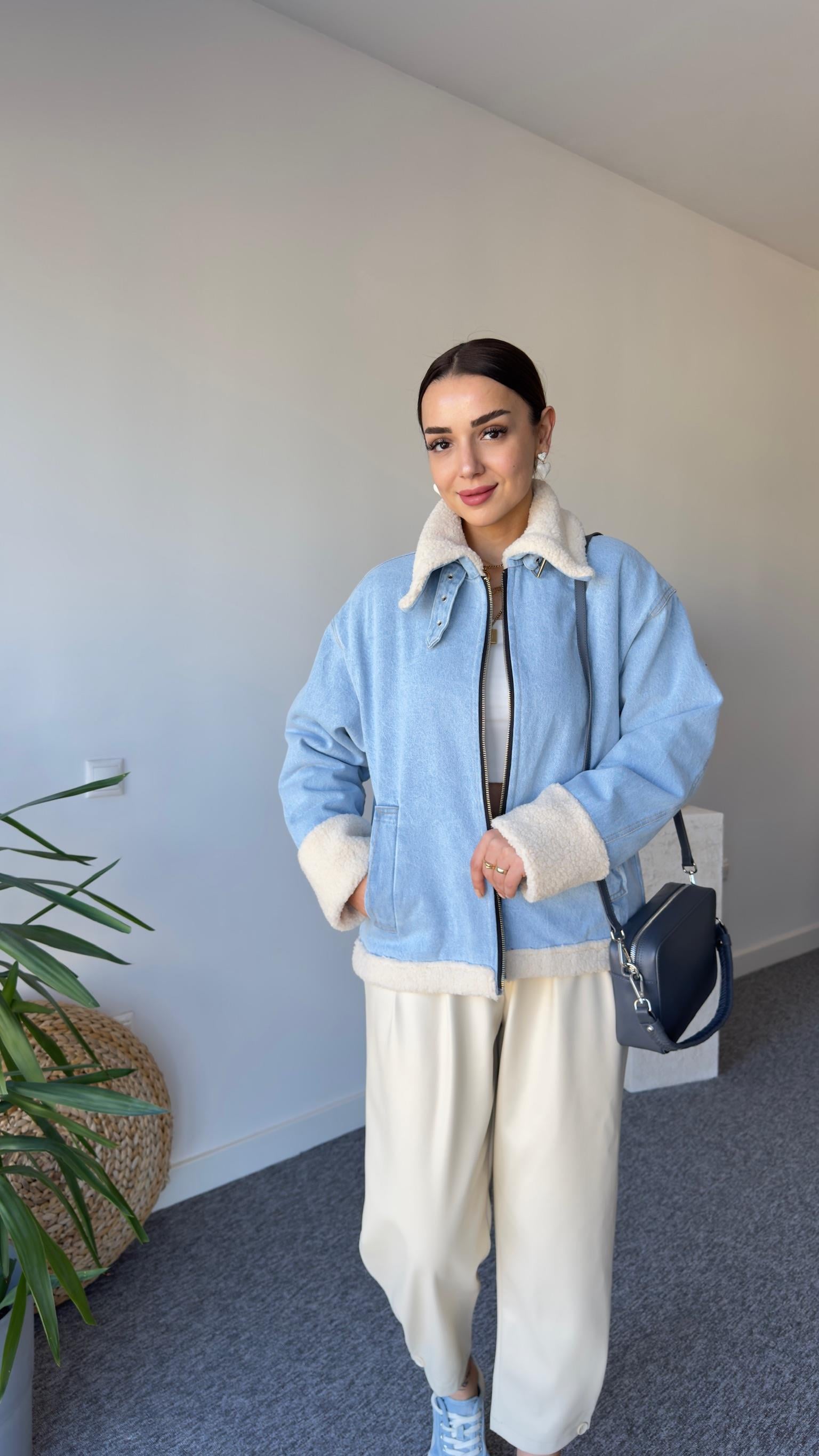 Marka Model İçi Peluş Kot Mont