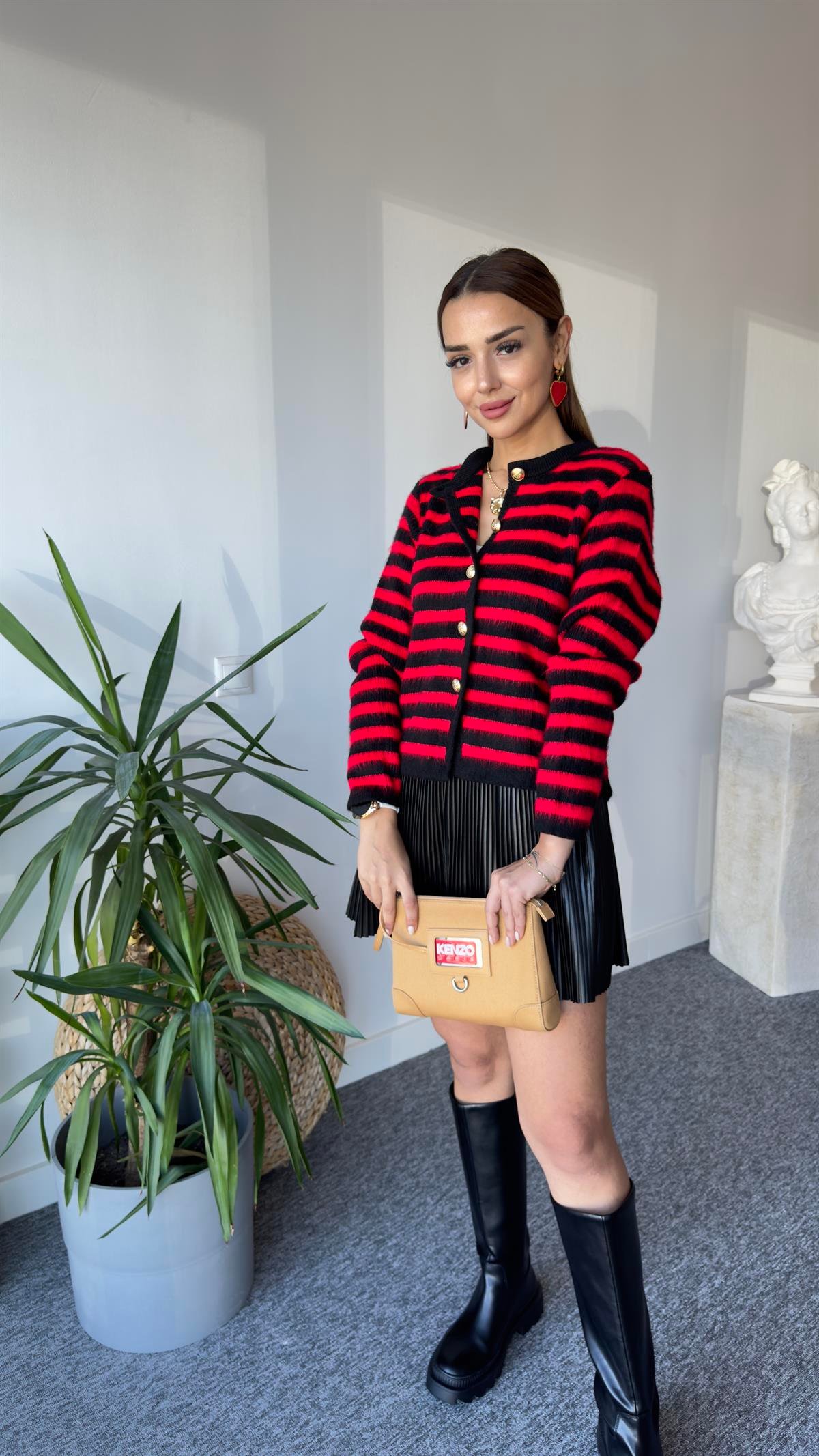 Kırmızı Siyah Çizgili Massi Model Hırka