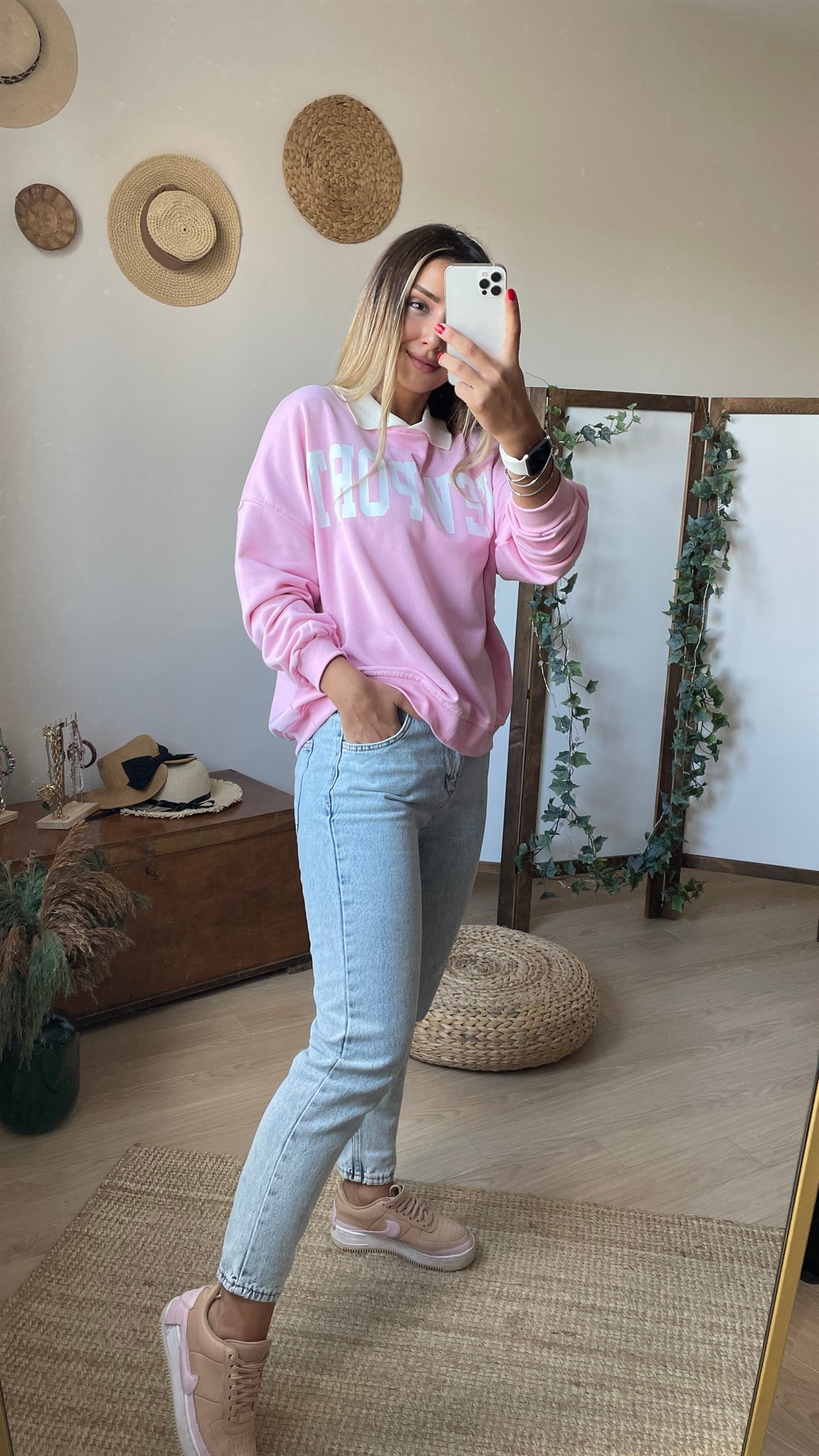 Triko Yaka Pembe Sweat