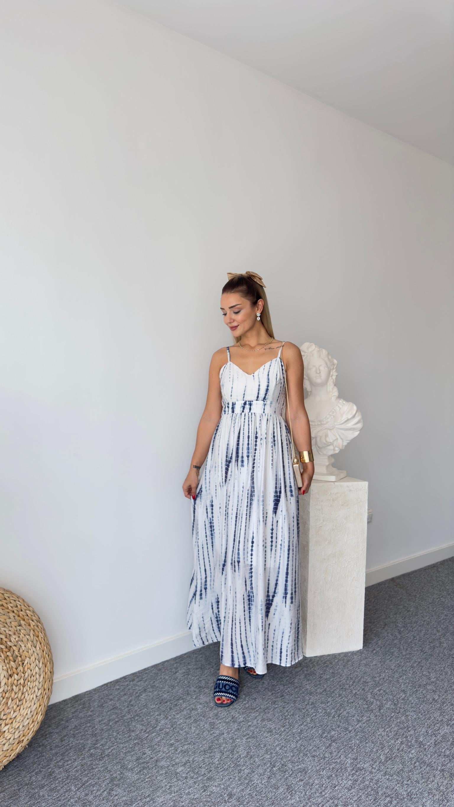 Mngo Model Mavi Desenli Askılı Elbise 