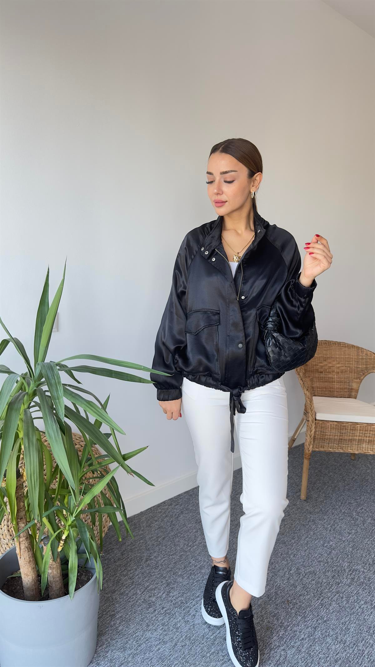 Saten Zra Model Siyah Bomber Ceket