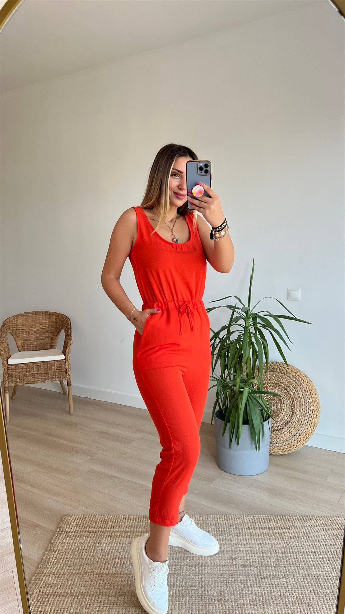 Beli Lastikli Turuncu Kolsuz Tulum