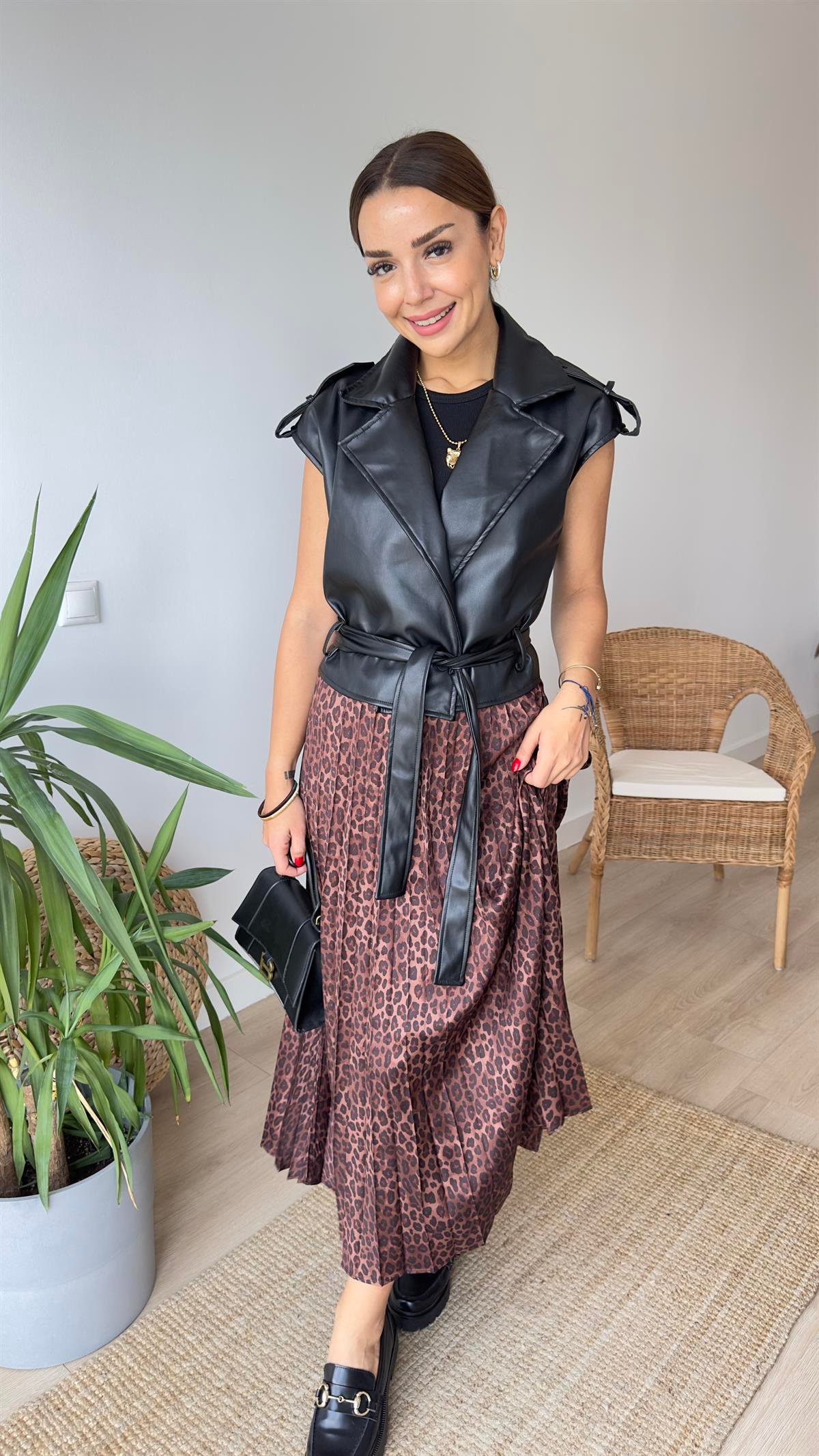 Kuşaklı Zra Model Deri Yelek