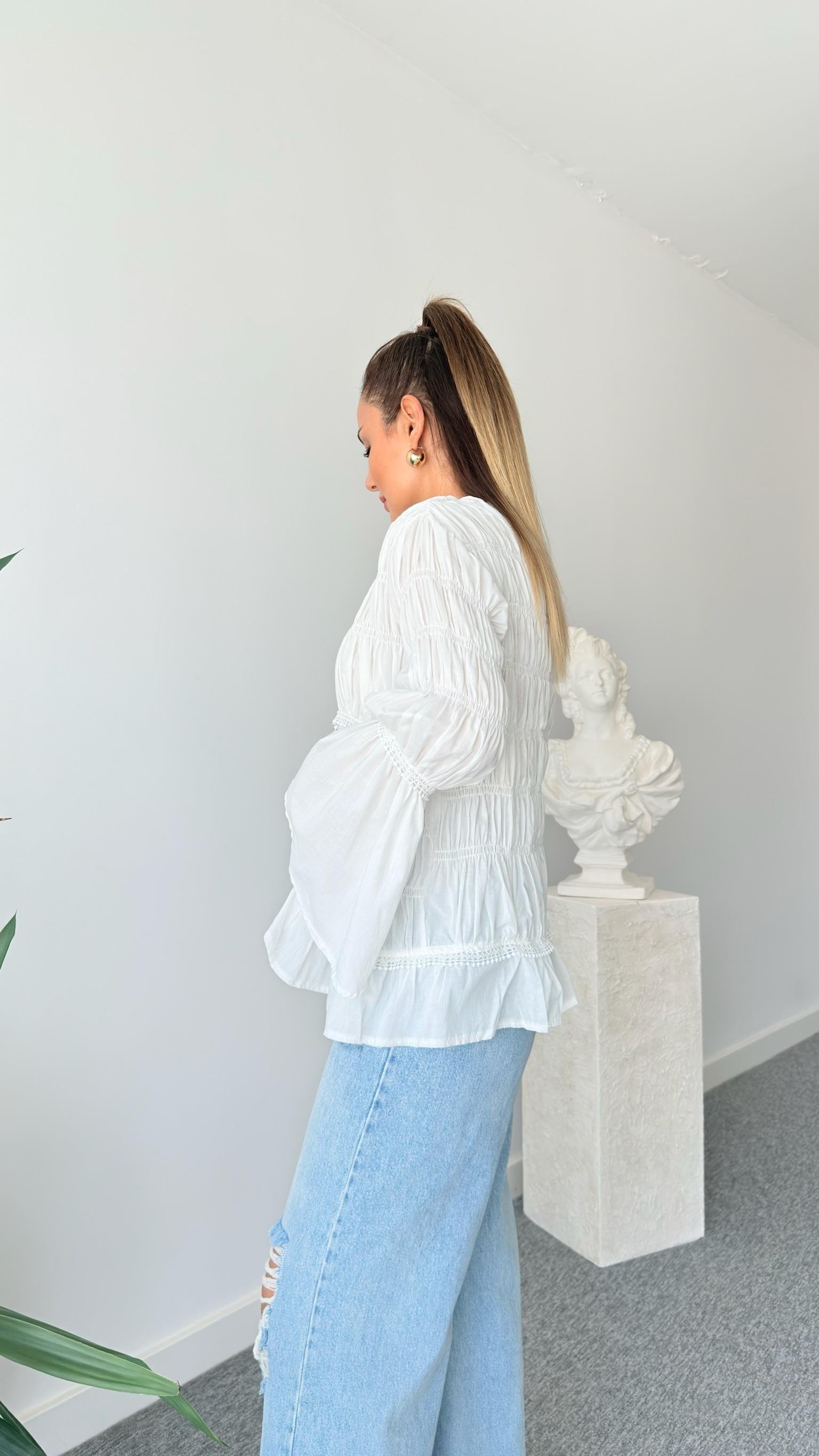 Beyaz Grose Gipeli Gömlek